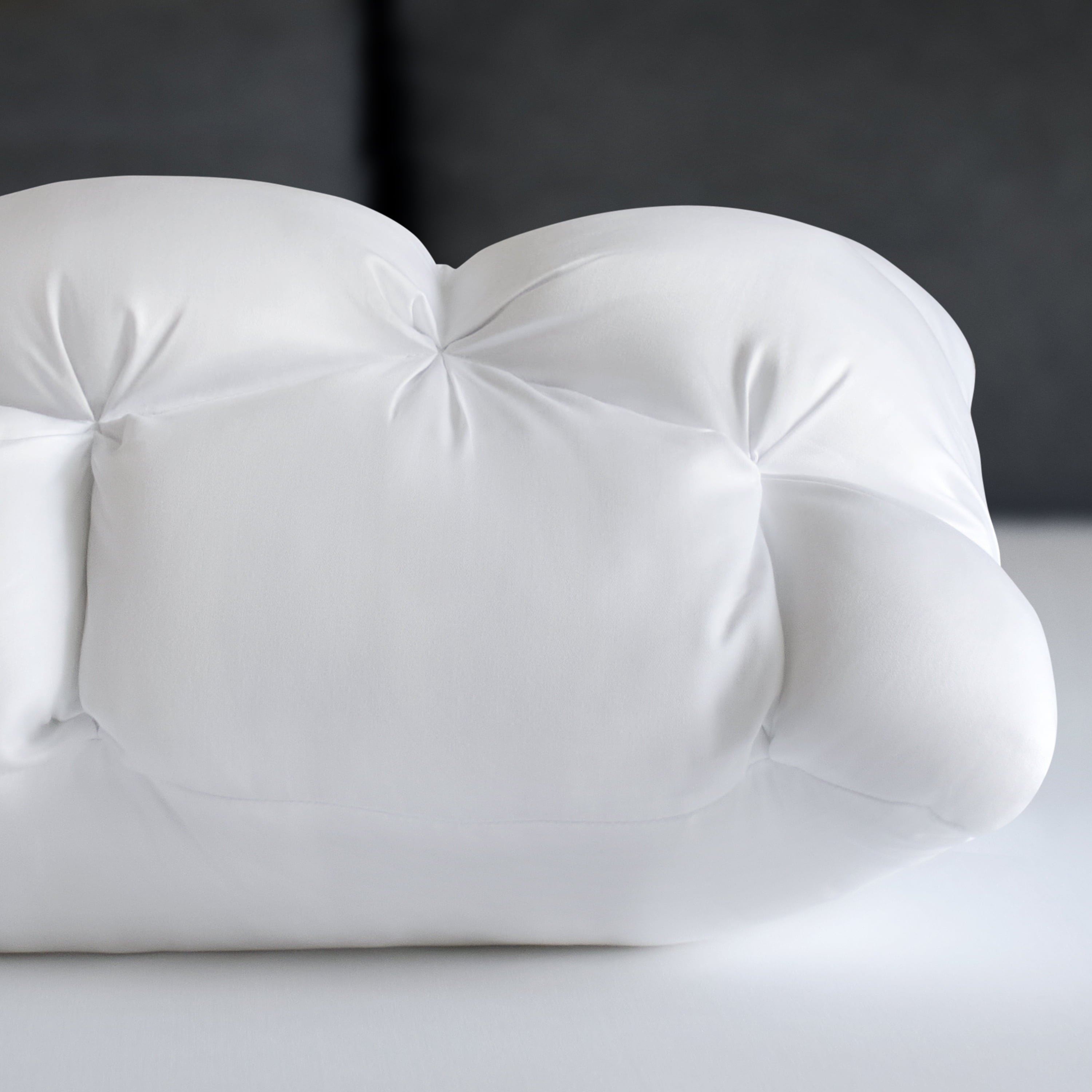 Orthopedic Support Down Alternative Cloud Luxe Bed Pillows, Standard/Queen - Adaptive Huggable Core (2 Pack) - Hotel Quality Plush Sleeping Pillows Detail