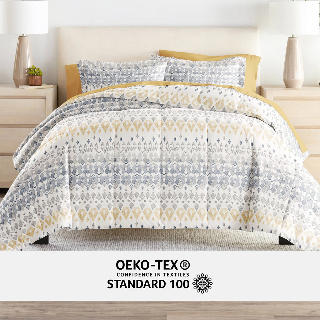 All-Season 7 Piece Bedding Bundle, Microfiber Patterned Comforter and Sheet Set, Queen - Luxurious Quilted Duvet Cover Set Detail