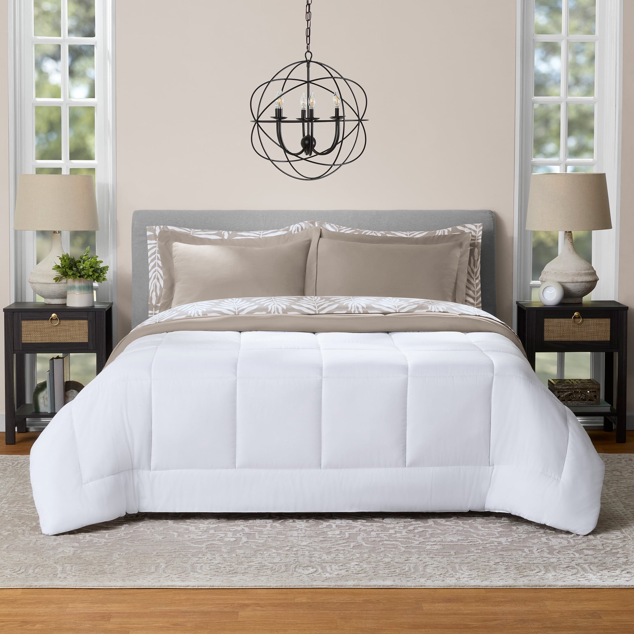 Luxurious Quilted All in One Reversible Comforter and Sheet Set- 7 Piece, Queen, Beige Palm - Hypoallergenic Ultra-Fluffy Quilt for Winter Detail