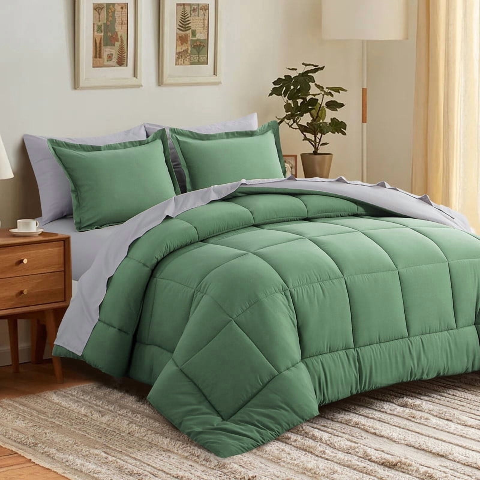 Fluffy Down Alternative Grass Green/Grey Queen Size Comforter Set,3-Pieces Reversible Comforter Set Soft and Lightweight,All Season Down Alte... - Hypoallergenic Ultra-Fluffy Quilt for Winter Detail