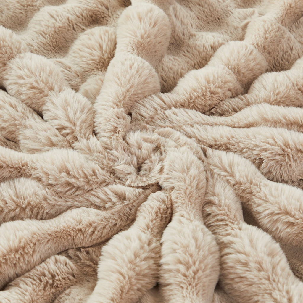 Super Soft Flannel Taupe Faux Fur Bubble Blankets for Couch Chair Sofa Luxury Fluffy Thick Bubble Throw Blanket Furry Blanket Fuzzy Soft... - Cozy Fleece Throw Blanket for Couch & Bed Detail