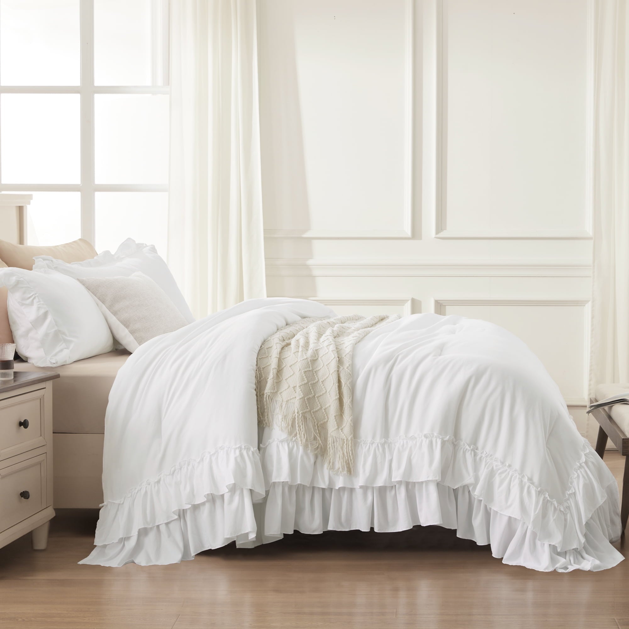 Hypoallergenic Cloud Queen Comforter Set White - 3 Pieces Soft Fluffy Ruffle Bedding Comforter Sets for Queen Bed, All Season Farmhouse Li... - Hypoallergenic Ultra-Fluffy Quilt for Winter Detail