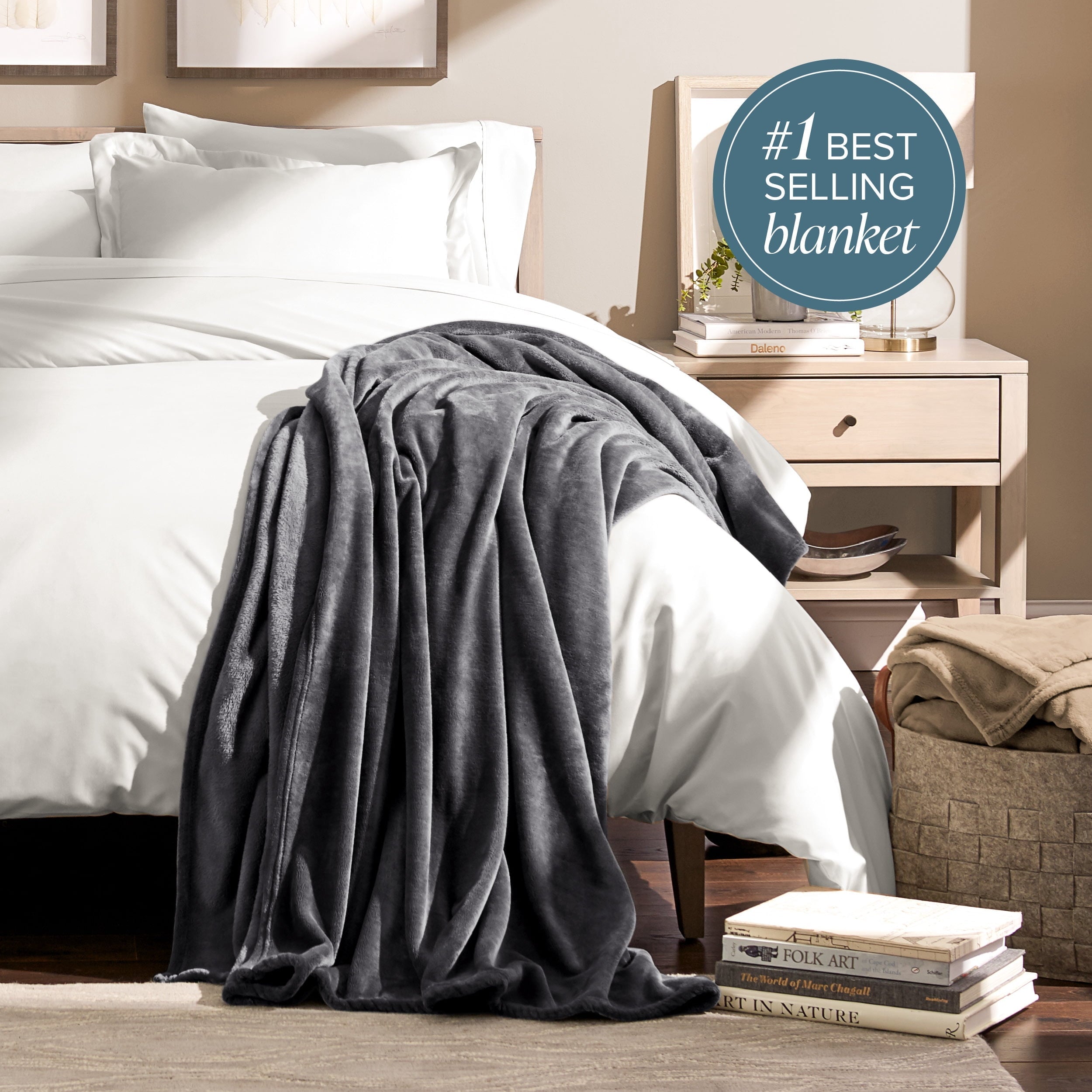 Decorative Knitted Microplush Fleece Blanket - 300 GSM - Fuzzy Microfleece - Soft & Plush - Full/Queen, Gray - Lightweight Plush Warm Blanket for All Seasons Detail