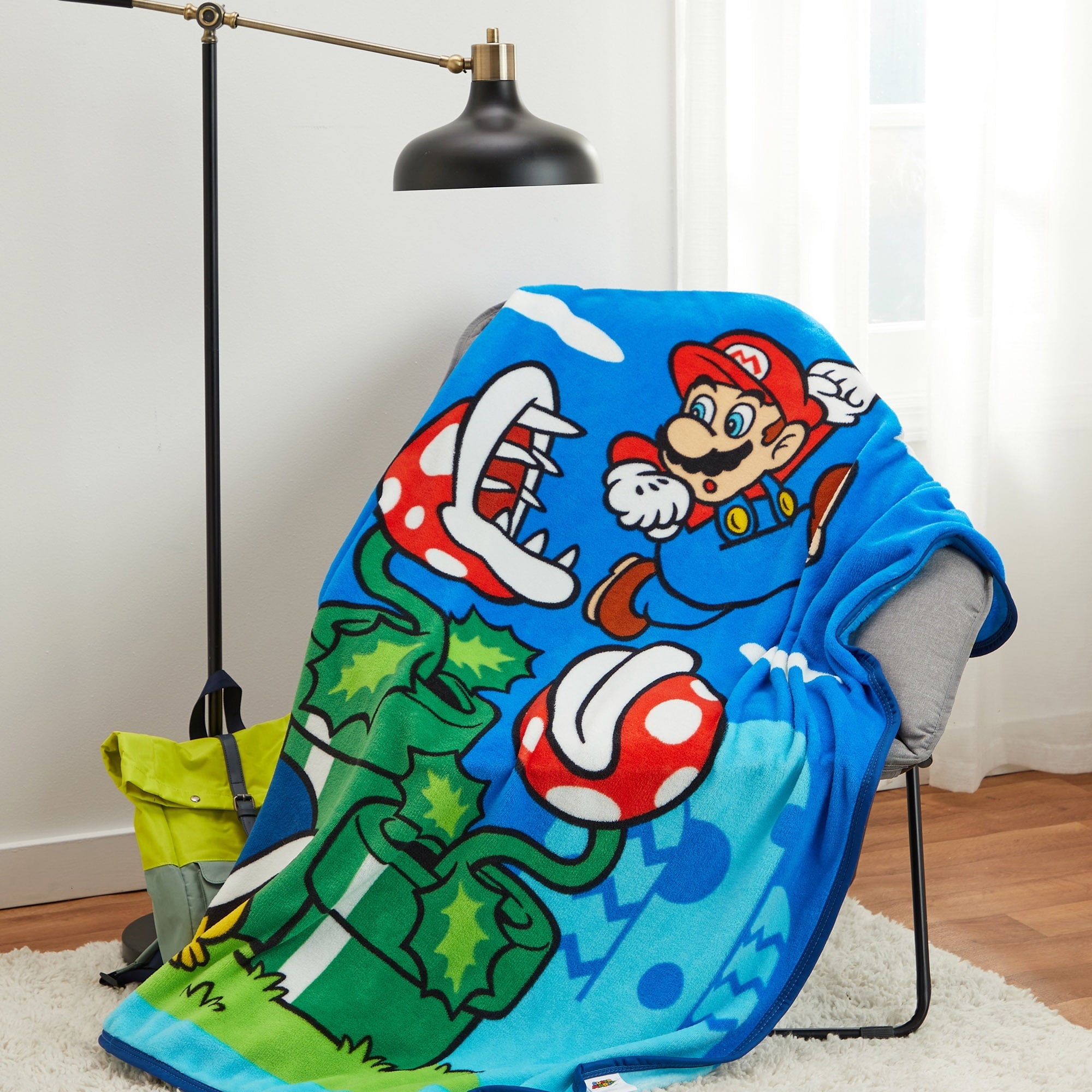 Lightweight Warm Kids Fleece Throw Blanket 46x60, Nintendo - Cozy Fleece Throw Blanket for Couch & Bed Detail