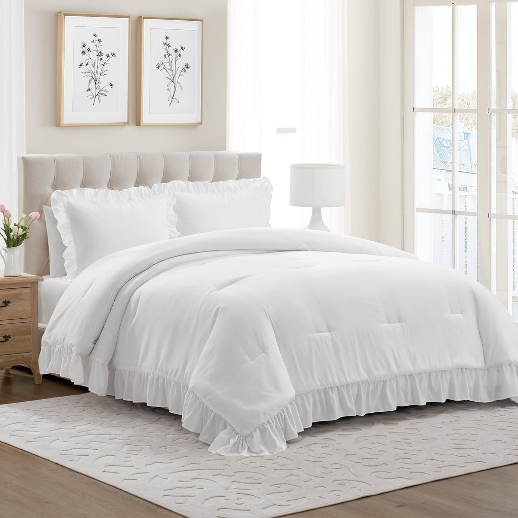 Hypoallergenic Cloud Full/Queen Comforter Set, All-Season, 3-Piece, White Ruffle - All-Season Down Alternative Comforter Insert Detail