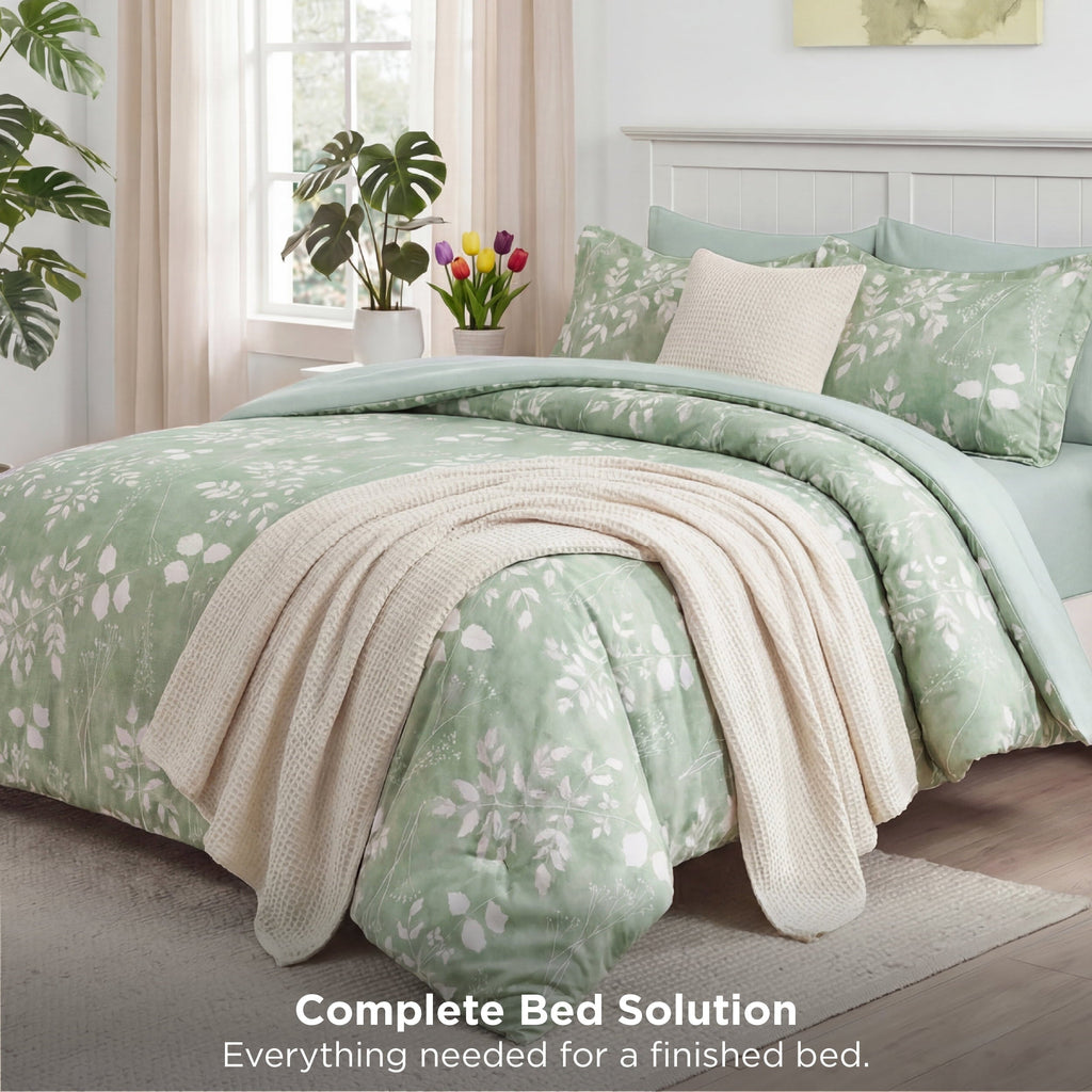 Fluffy Down Alternative Queen Comforter Set Sage Green, Bed in a Bag Queen Size Bedding, 7-Pieces Botanical Flowers Spring Comforter, Sheets,... - Cloud-Like Soft Lightweight Bed Comforter Detail