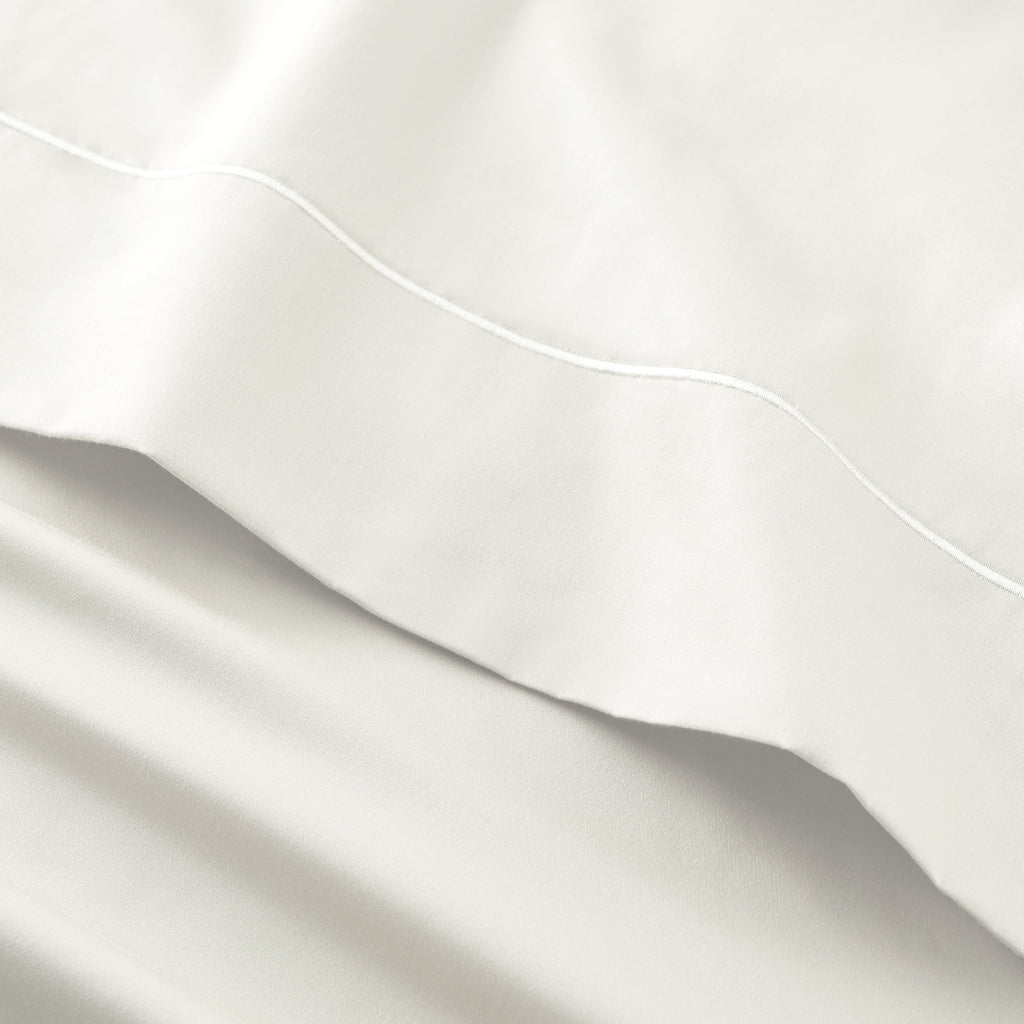 Ultra-Soft 4-Piece 400 Thread Count Vanilla Dream Performance Bed Sheet Set, King - Breathable Egyptian Cotton Flat & Fitted Sheets Detail
