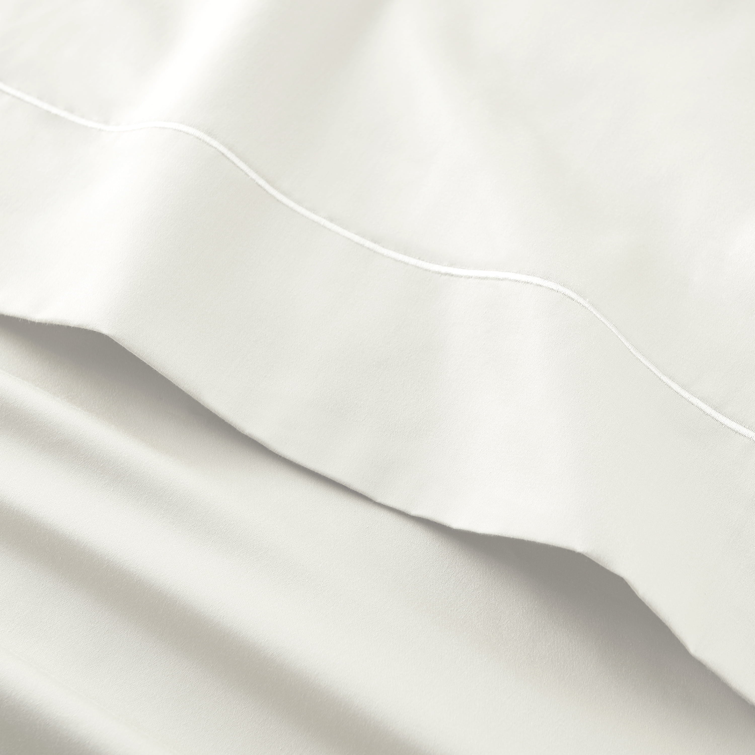 Ultra-Soft 4-Piece 400 Thread Count Vanilla Dream Performance Bed Sheet Set, King - Breathable Egyptian Cotton Flat & Fitted Sheets Detail