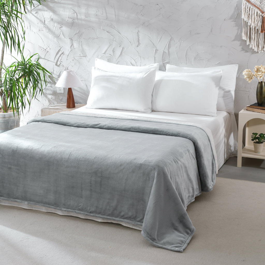 Decorative Knitted Super Soft Plush Blanket, Gray, Twin, Adult/Teen - Cozy Fleece Throw Blanket for Couch & Bed Detail