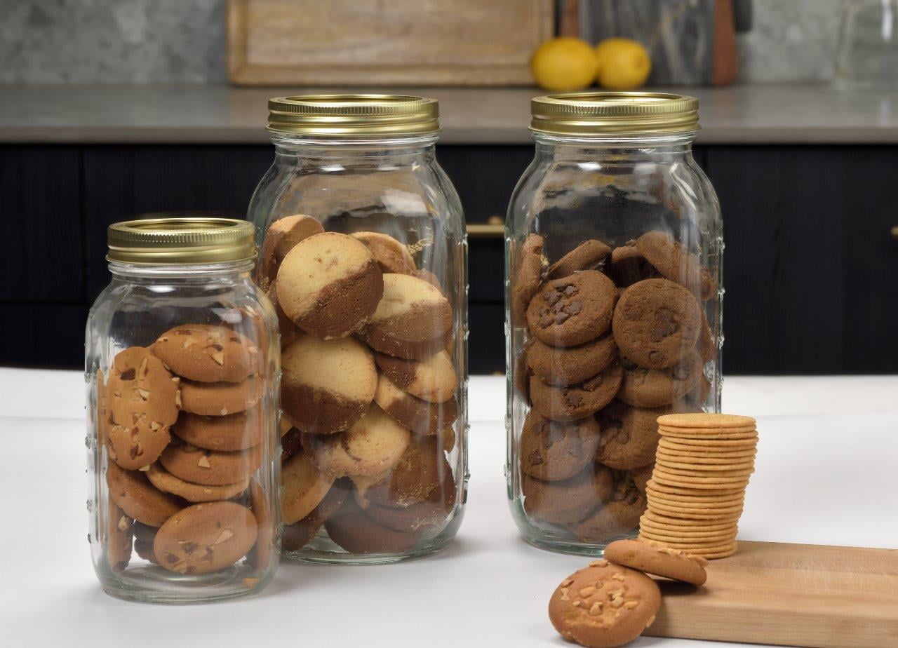 Deliciously Squishy 64 oz Mason Jars, Wide Mouth Half Gallon Canning Jars with Lids and Rings, 6-Pack Extra Large Glass Jars for Home Can... - Squishy Dohnut Sweet Treat Shaped Stress Toy Detail