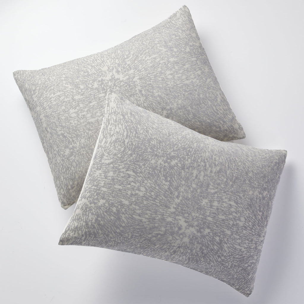 Fluffy Down Alternative Better Homes & Garden Grey Chenille 3-Piece Comforter Set, Full/Queen, All Ages - Cloud-Like Soft Lightweight Bed Comforter Detail