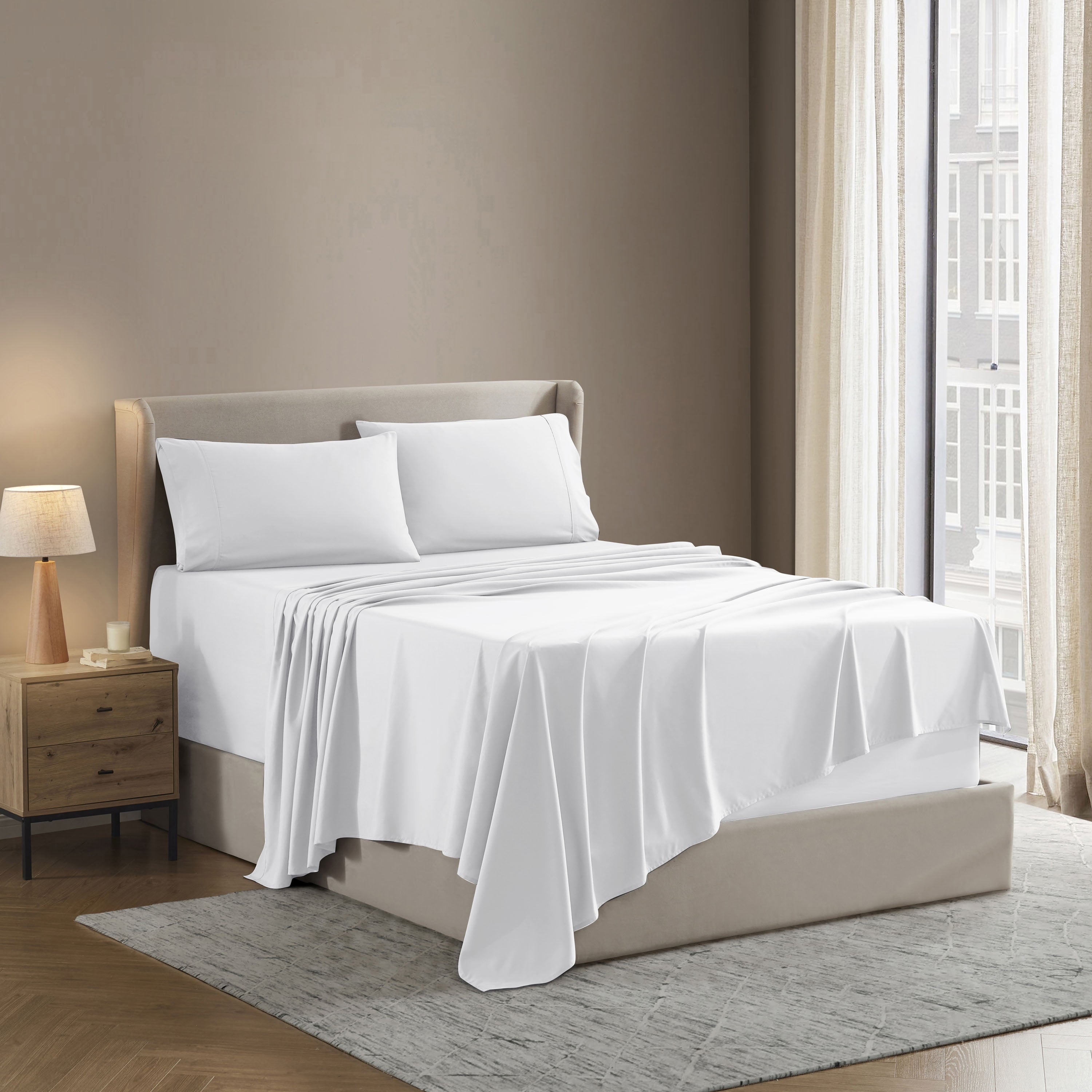 Wrinkle-Resistant Set, Hotel Style Deep Pocket 4 Piece Bed , Luxury Soft Microfiber Sheet Sets, White - Luxury Bed Sheet Set with Deep Pockets Detail