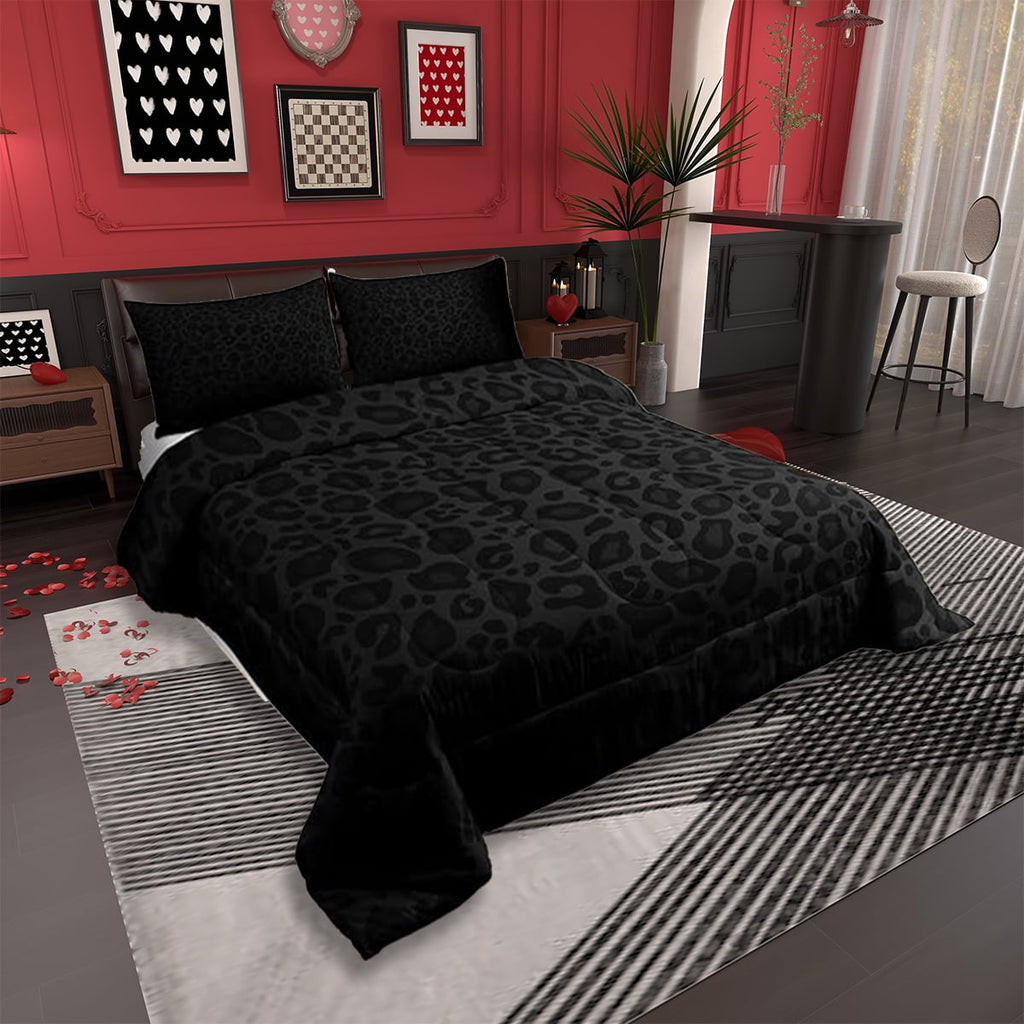 Fluffy Down Alternative Leopard Print Comforter Set Full Size,Abstract Cheetah Texture Bedding Set,Women Room Decor,Rustic Farmhouse Retro Do... - Cloud-Like Soft Lightweight Bed Comforter Detail