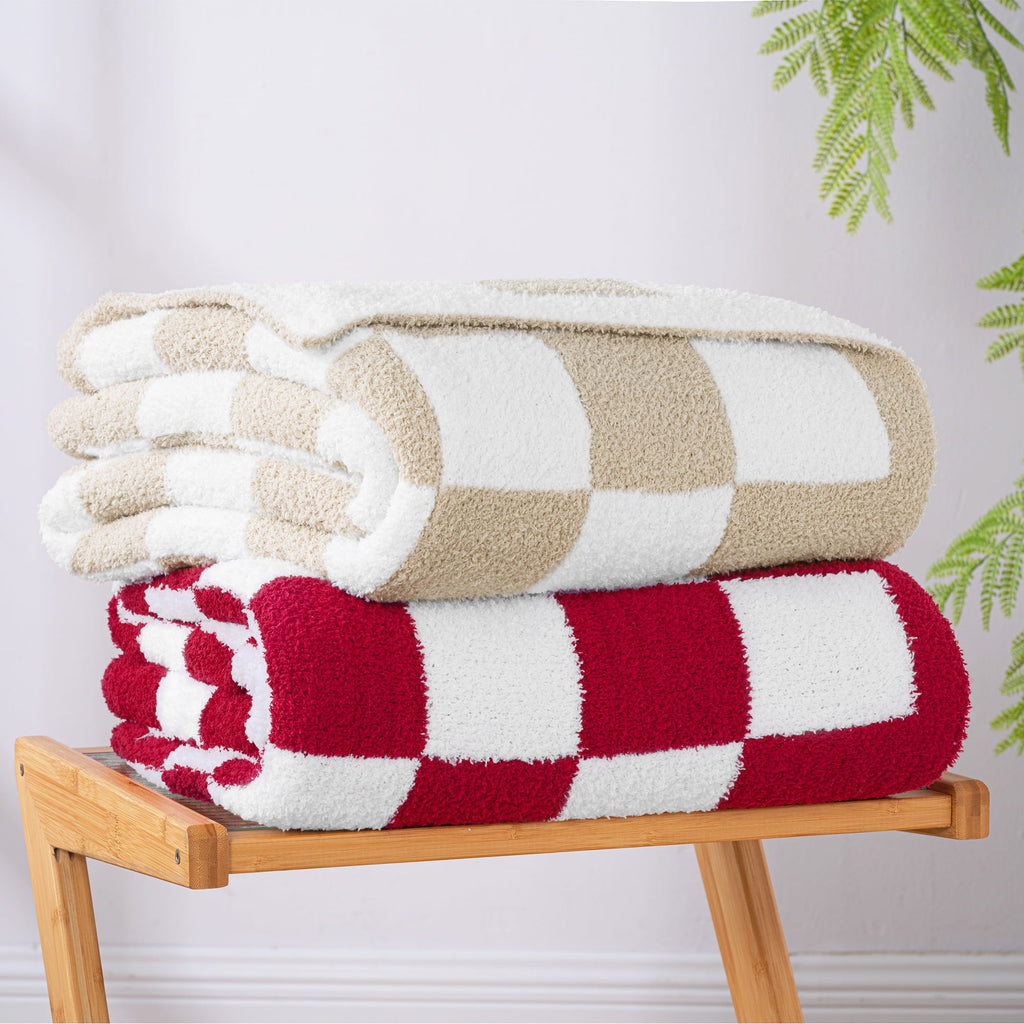 Lightweight Warm Checkered Knit Throw Blanket, Ultra Soft Cozy Fluffy Checkerboard Blankets, Lightweight Fuzzy Plush Throw for Couch a... - Luxury Knitted Decorative Throw Blanket with Fringes Detail