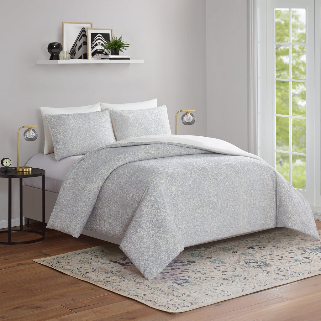 Fluffy Down Alternative Better Homes & Garden Grey Chenille 3-Piece Comforter Set, Full/Queen, All Ages - Cloud-Like Soft Lightweight Bed Comforter Detail