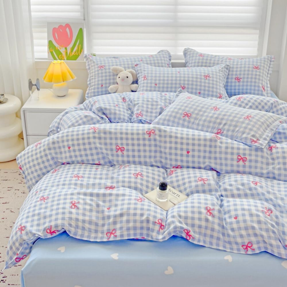 Luxurious Quilted 3-Piece Blue Plaid Pink Bows Comforter Full Set , Cute Soft Bedding Set for Kids Adults - Cloud-Like Soft Lightweight Bed Comforter Detail