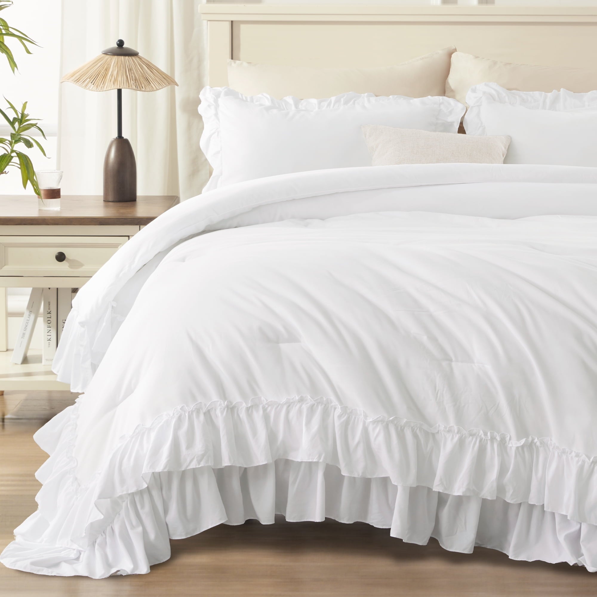 Hypoallergenic Cloud Queen Comforter Set White - 3 Pieces Soft Fluffy Ruffle Bedding Comforter Sets for Queen Bed, All Season Farmhouse Li... - Hypoallergenic Ultra-Fluffy Quilt for Winter Detail