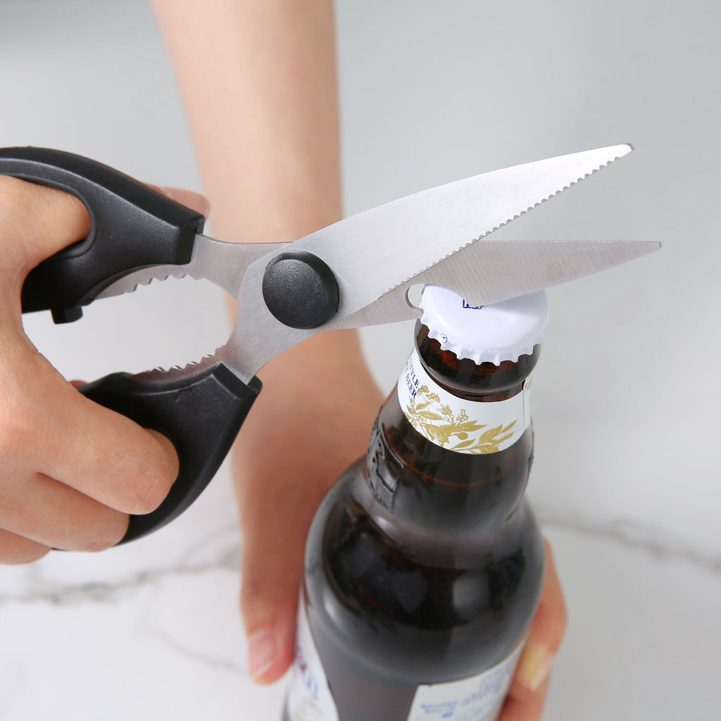 Multi-Functional Stainless Steel Multi-Purpose 8.6in Kitchen Shears - Premium Stainless Steel Garlic Presser & Peeler Detail