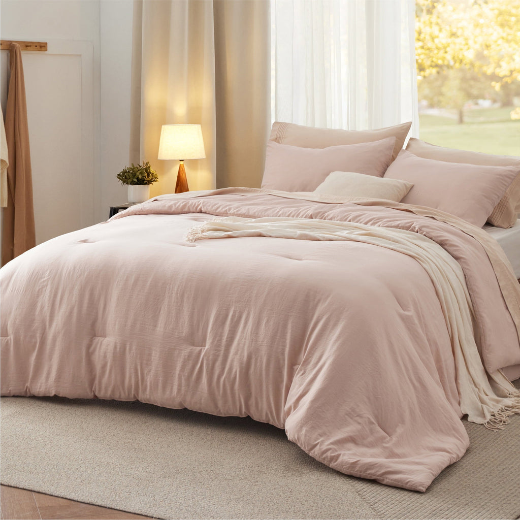 Hypoallergenic Cloud 2 Pieces Twin Comforter Bedding Set, Pink Comforter Set for All Seasons, 1 Lightweight Prewashed Comforter and 1 Pill... - Luxurious Quilted Duvet Cover Set Detail