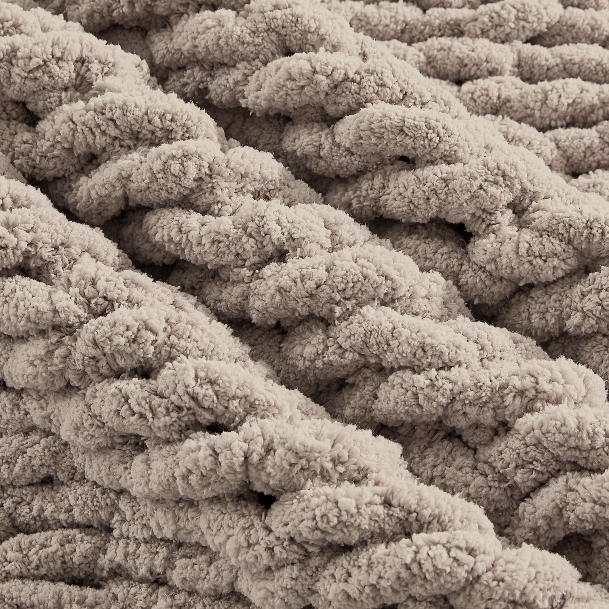 Cozy Fleece Chunky Knit Throw Blanket Handmade Soft Throws for Couch Sofa Bed, 50" x 60" Taupe - Lightweight Plush Warm Blanket for All Seasons Detail