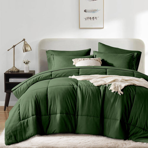 All-Season Queen Comforter Set Forest Green Bed in a Bag Queen Size 7 Pieces Soft Bed Set Lightweight Microfiber Green Bedding C... - Cloud-Like Soft Lightweight Bed Comforter Detail