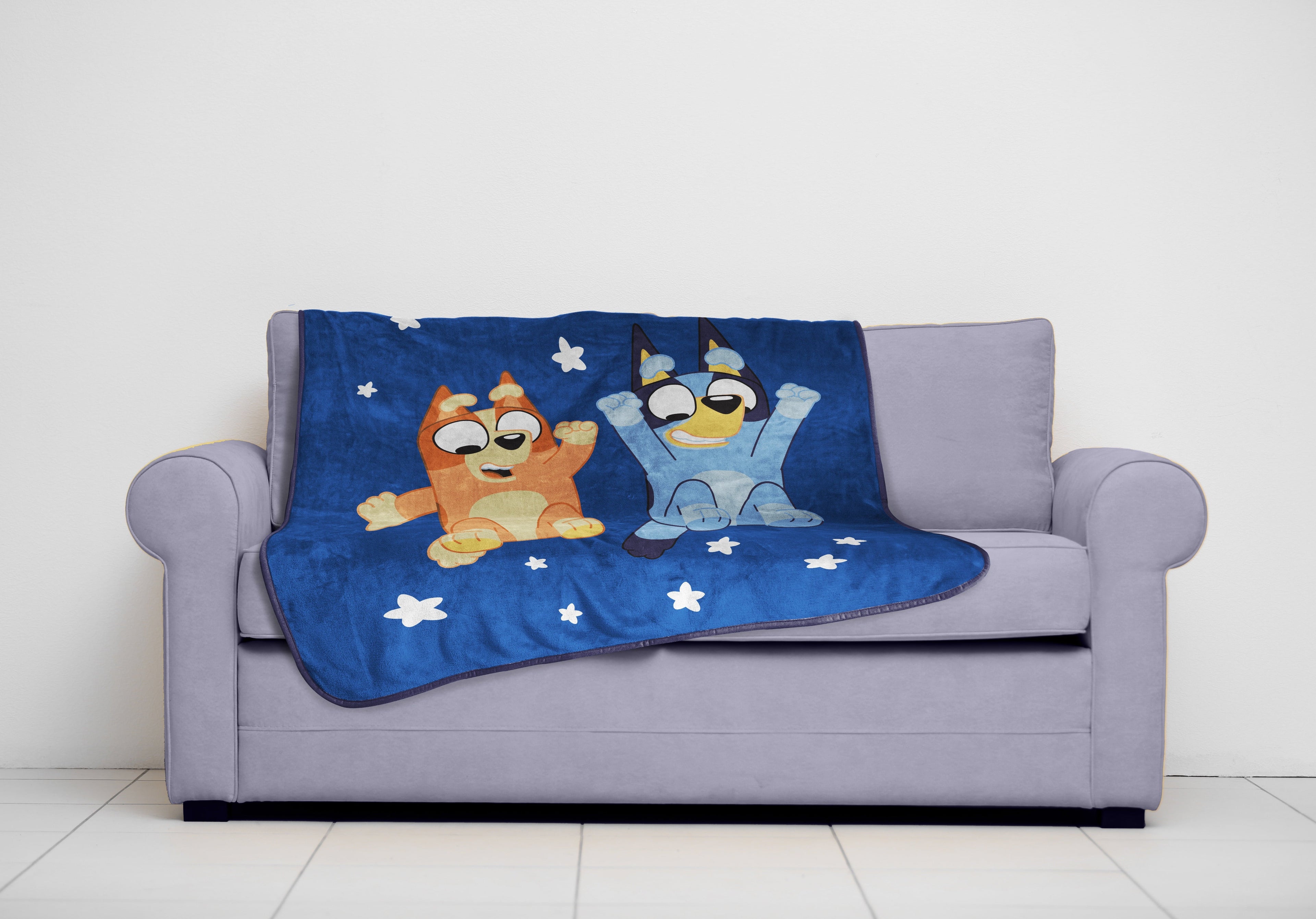Decorative Knitted In The Dream Kids Throw Blanket, 46 x 60, Microfiber, Blue, BBC Studios Ages 1+ - Lightweight Plush Warm Blanket for All Seasons Detail
