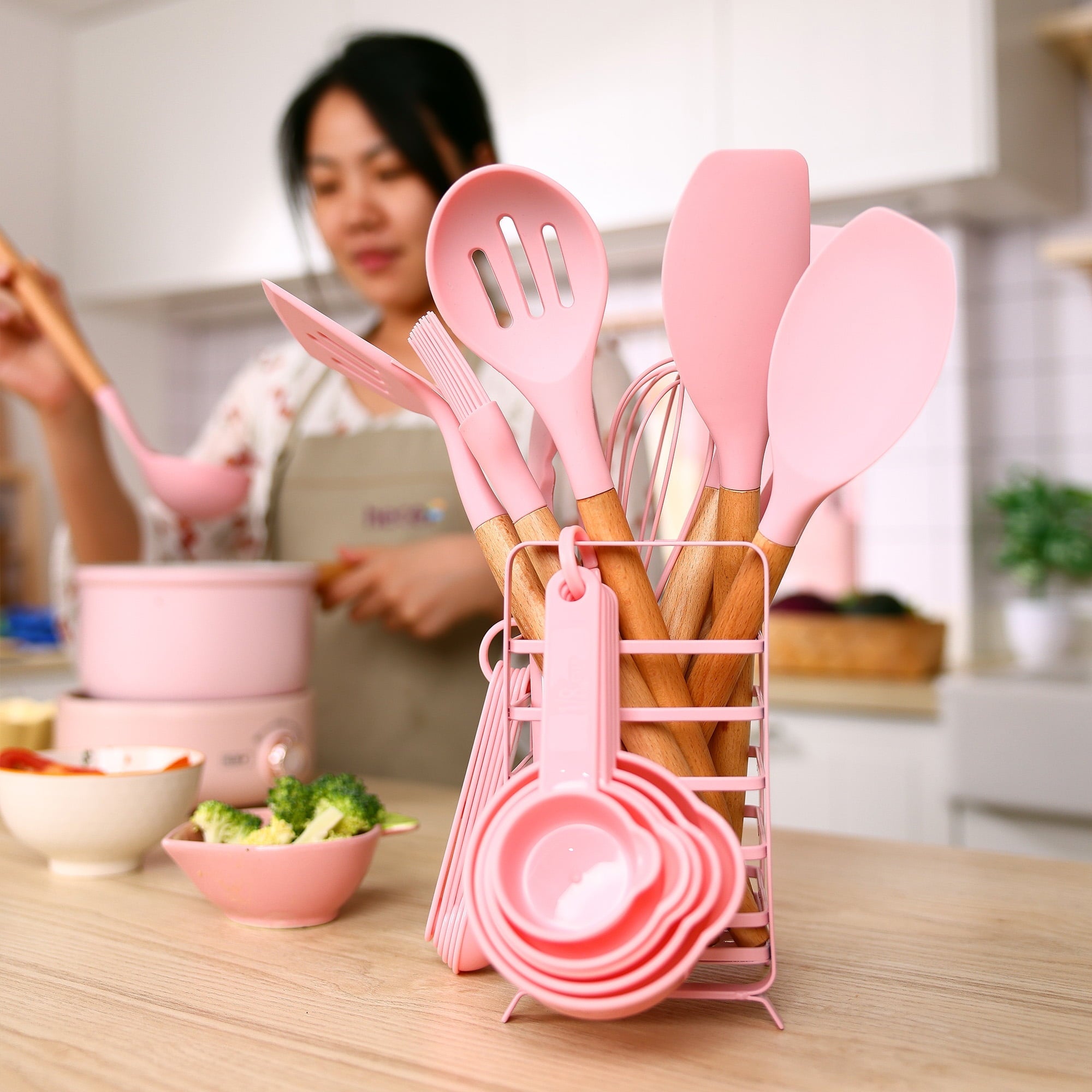 Professional Grade 32 PCS Silicone Cooking Utensils Set, 446°F Heat Resistant for Nonstick Cookware - Multi-Purpose Hand Tool for Daily Meal Prep Detail