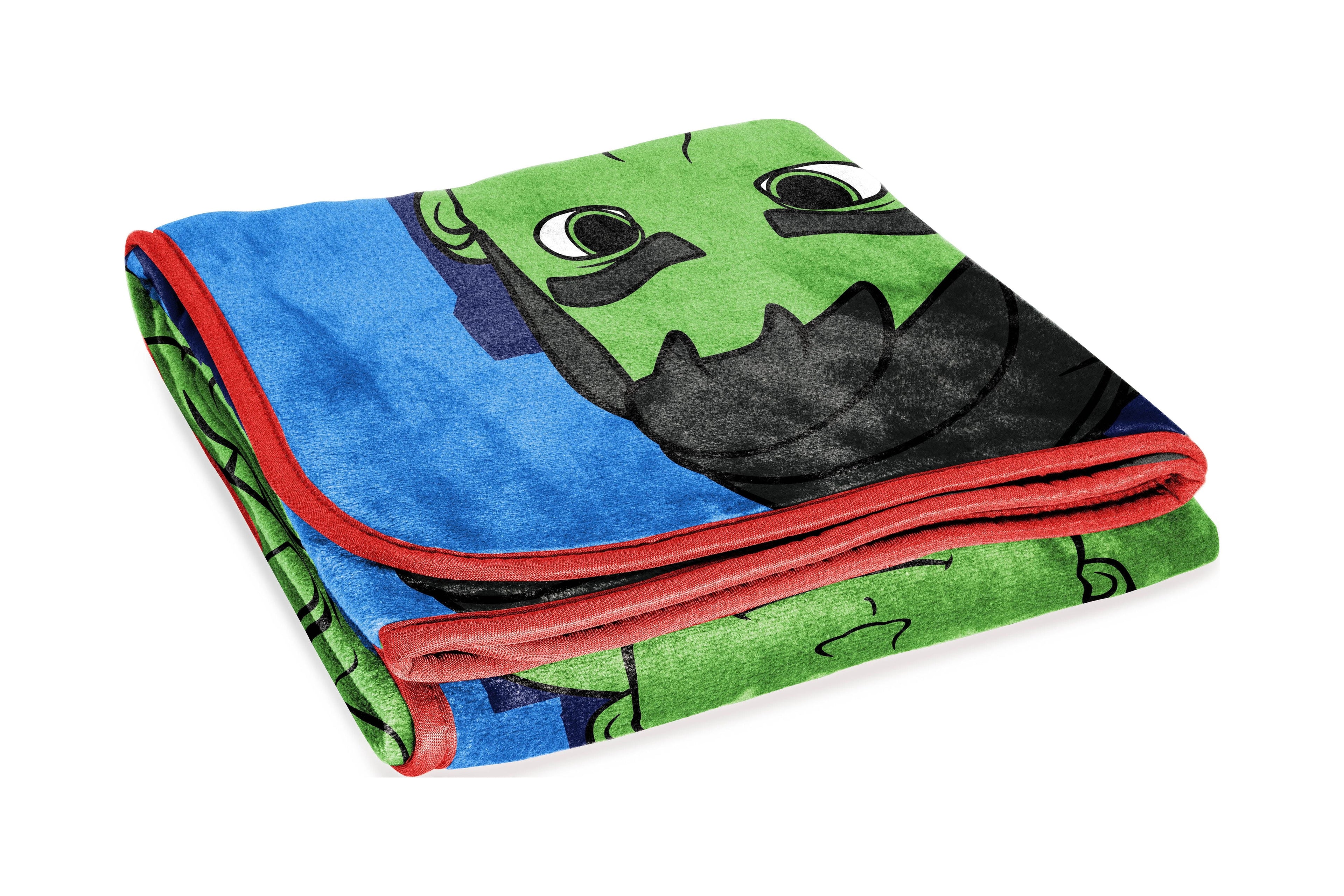 Lightweight Warm Spidey & His Amazing Friends Kids Throw, 46 x 60, Microfiber, Blue, Marvel - Super Soft Reversible Sherpa Flannel Blanket Detail