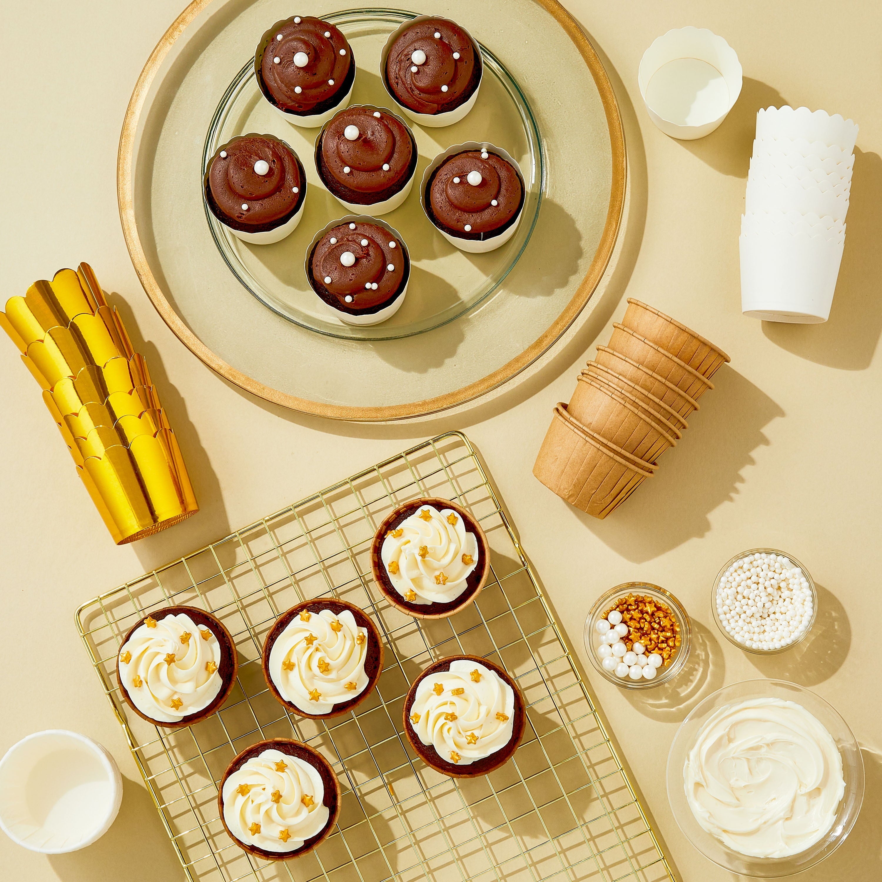 Multi-Functional Baking Cups, 24 Count - Innovative Kitchen Helper for Modern Cooking Detail
