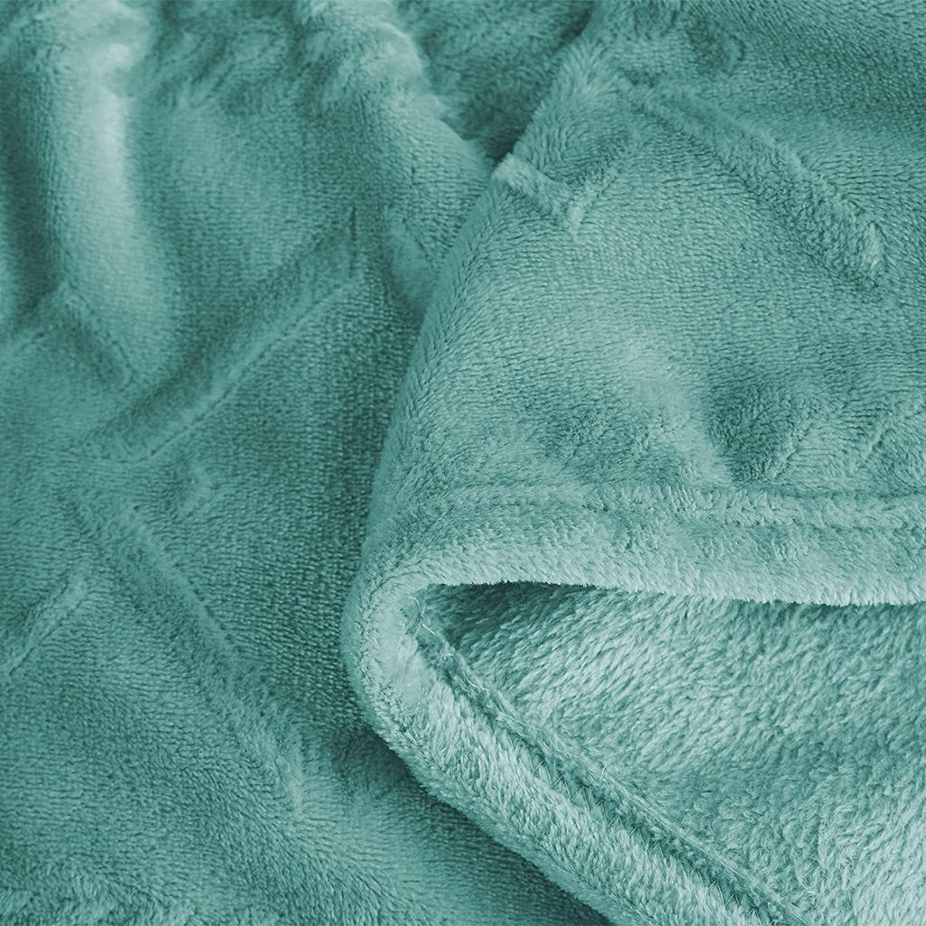 Lightweight Warm Queen Size Soft Bed Blanket, Warm Fuzzy Luxury Bed Blankets, Decorative Geometry Pattern Plush Throw Blanket for Bed,... - Cozy Fleece Throw Blanket for Couch & Bed Detail