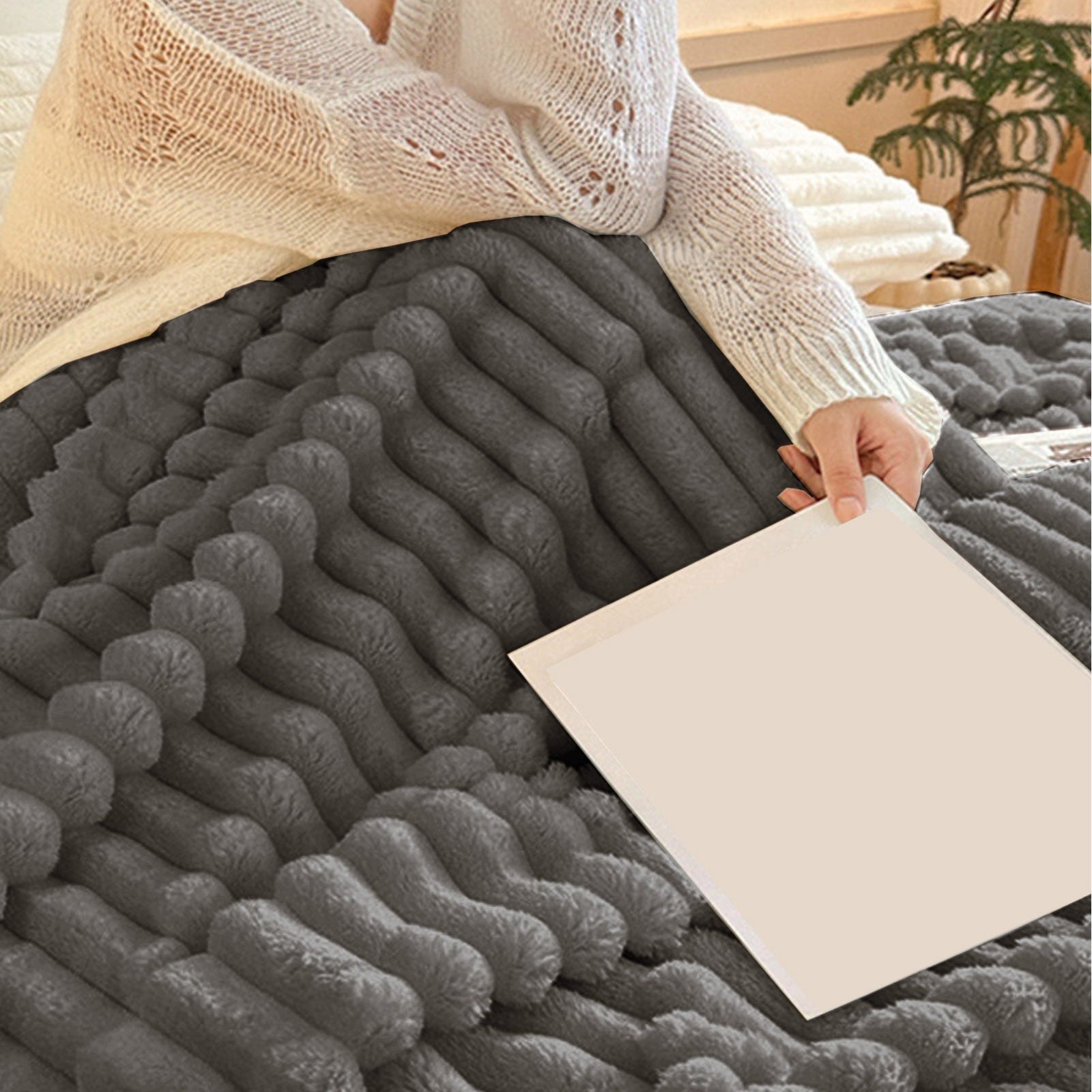 Reversible Sherpa Bunny Blanket, Super Soft & Warm Faux Rabbit Fur Throw Blanket, Lightweight Microfiber Machine Washable for Bedroom, ... - Super Soft Reversible Sherpa Flannel Blanket Detail