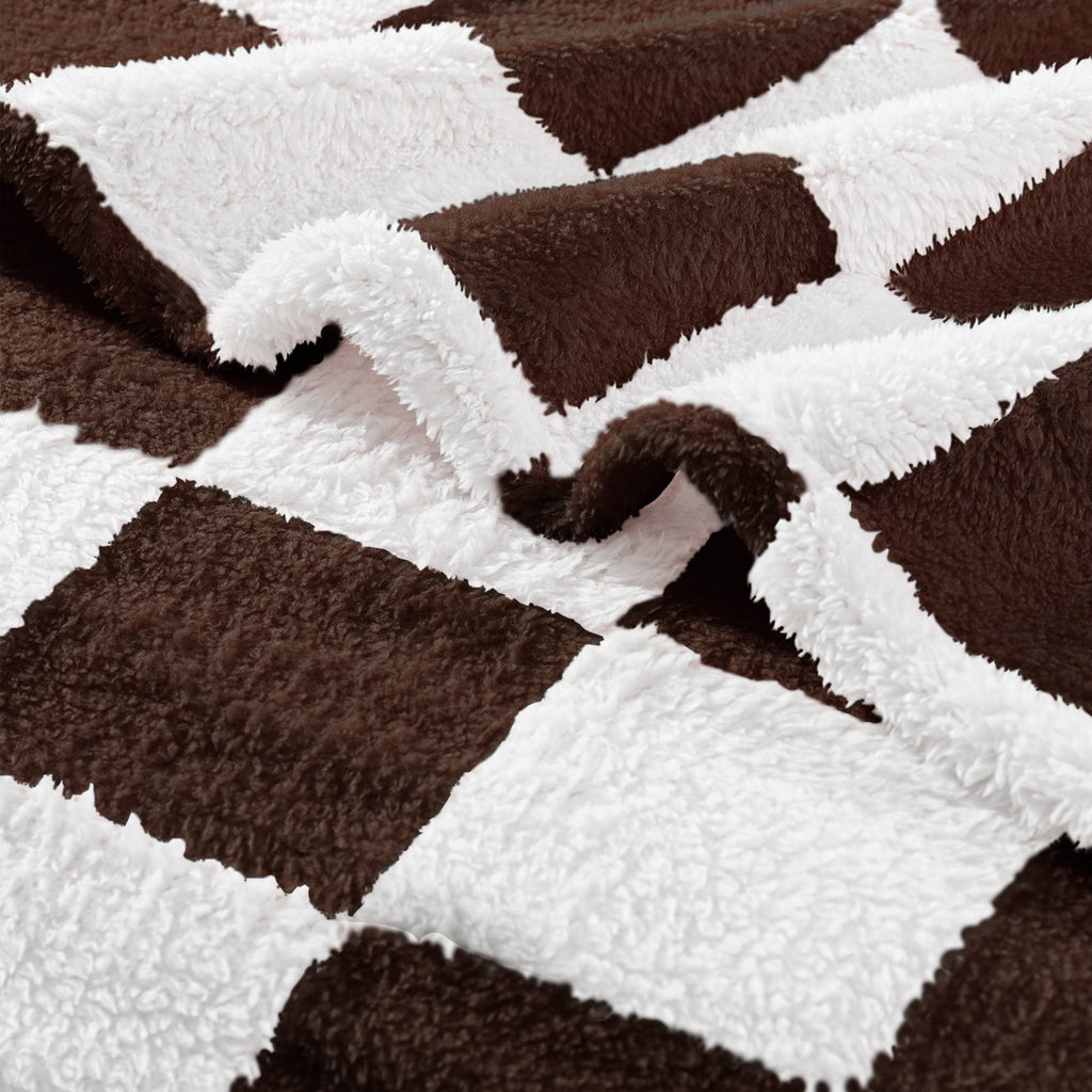 Reversible Sherpa Checkered Throw Blanket, Super Soft and Warm Fluffy Fleece Blanket for Couch, Sofa, Bed, Cute Plaid Pattern, Coffee, ... - Lightweight Plush Warm Blanket for All Seasons Detail