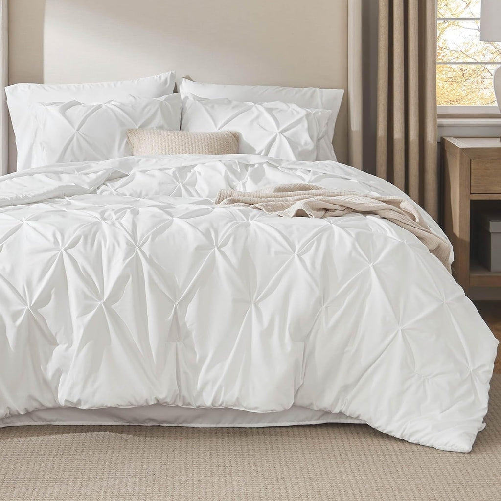 Luxurious Quilted White Queen Comforter Set- 7 Pieces Pintuck Bedding Set with Comforters, Sheets, Pillowcases & Shams - Hypoallergenic Ultra-Fluffy Quilt for Winter Detail