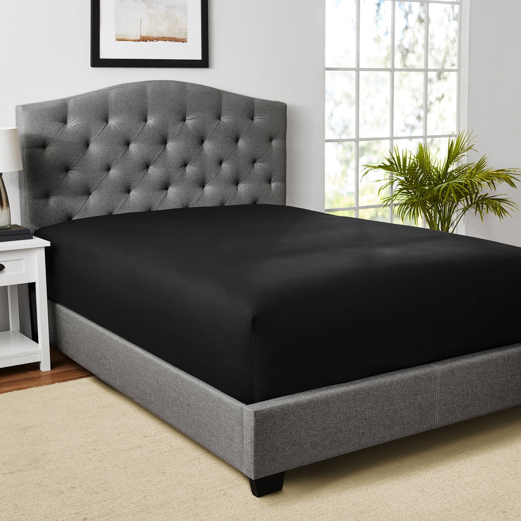 Premium Egyptian Cotton Easy Care Solid Rich-Black CVC Cotton Blend Fitted Sheet, Full - Breathable Egyptian Cotton Flat & Fitted Sheets Detail