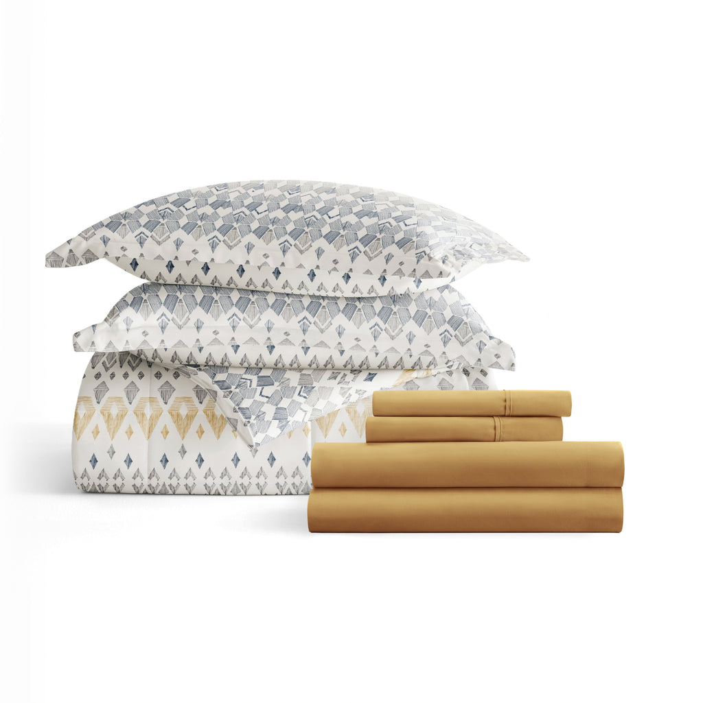 All-Season 7 Piece Bedding Bundle, Microfiber Patterned Comforter and Sheet Set, Queen - Luxurious Quilted Duvet Cover Set Detail