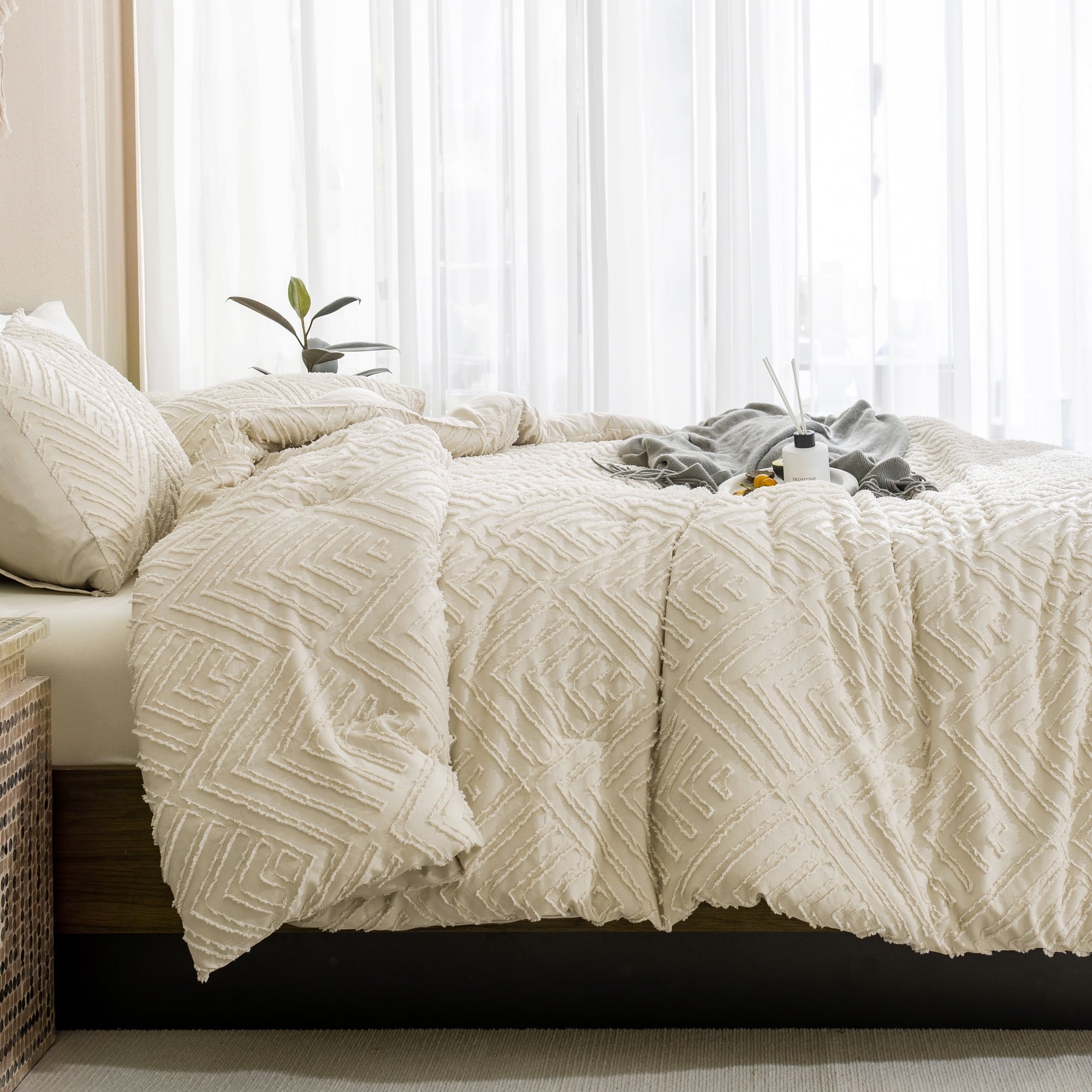 All-Season King Size Comforter Sets Beige - 3 Pieces Cream Boho Bedding Comforter Set for King Bed - Soft Fluffy Tufted Textured... - All-Season Down Alternative Comforter Insert Detail