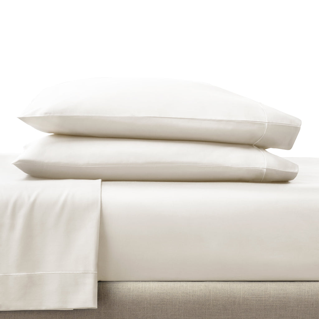 Ultra-Soft 4-Piece 400 Thread Count Vanilla Dream Performance Bed Sheet Set, King - Breathable Egyptian Cotton Flat & Fitted Sheets Detail