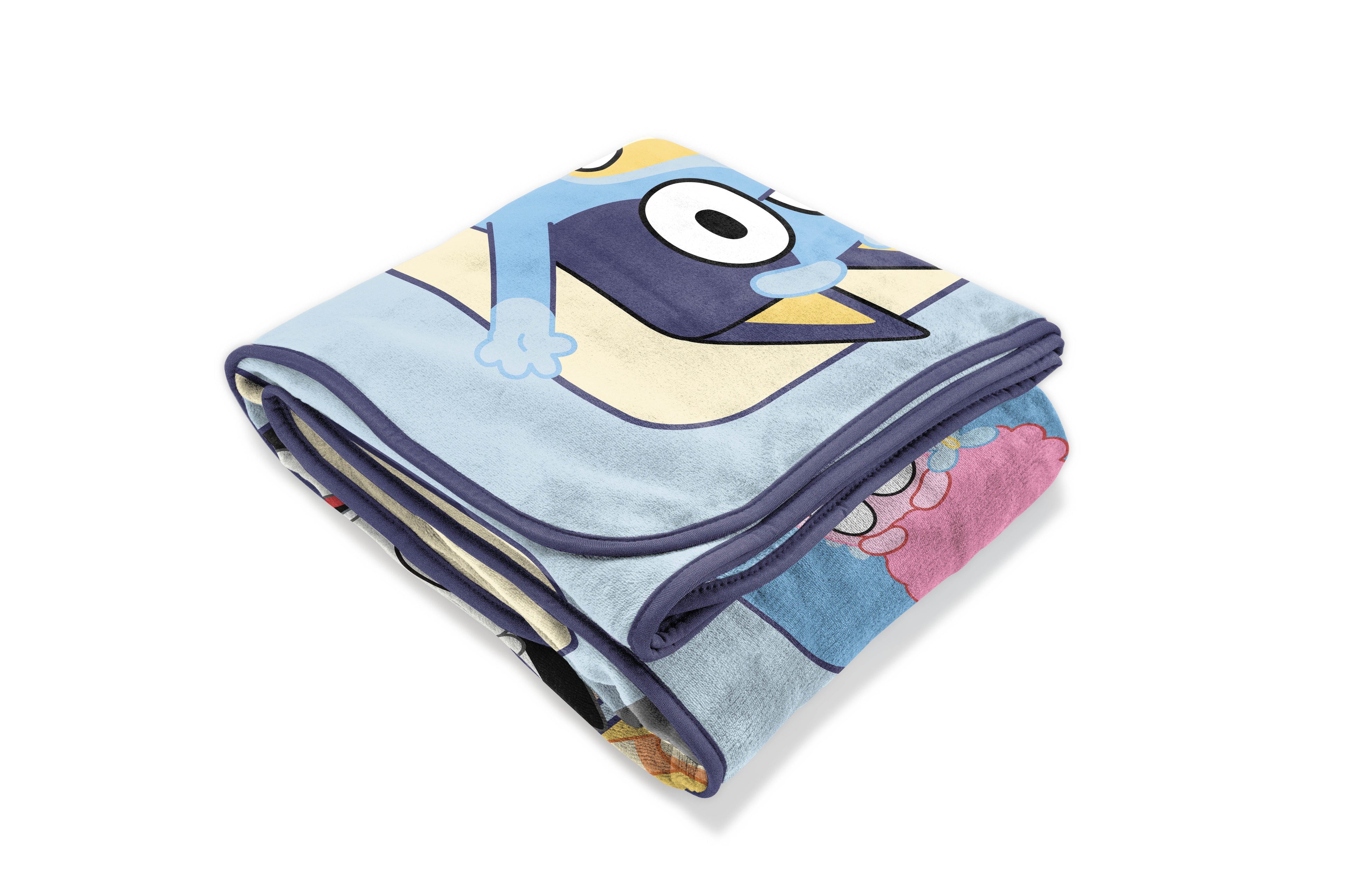 Cozy Fleece BBC & Friends 40x50 Throw Blanket - Super Soft Reversible Sherpa Flannel Blanket Detail