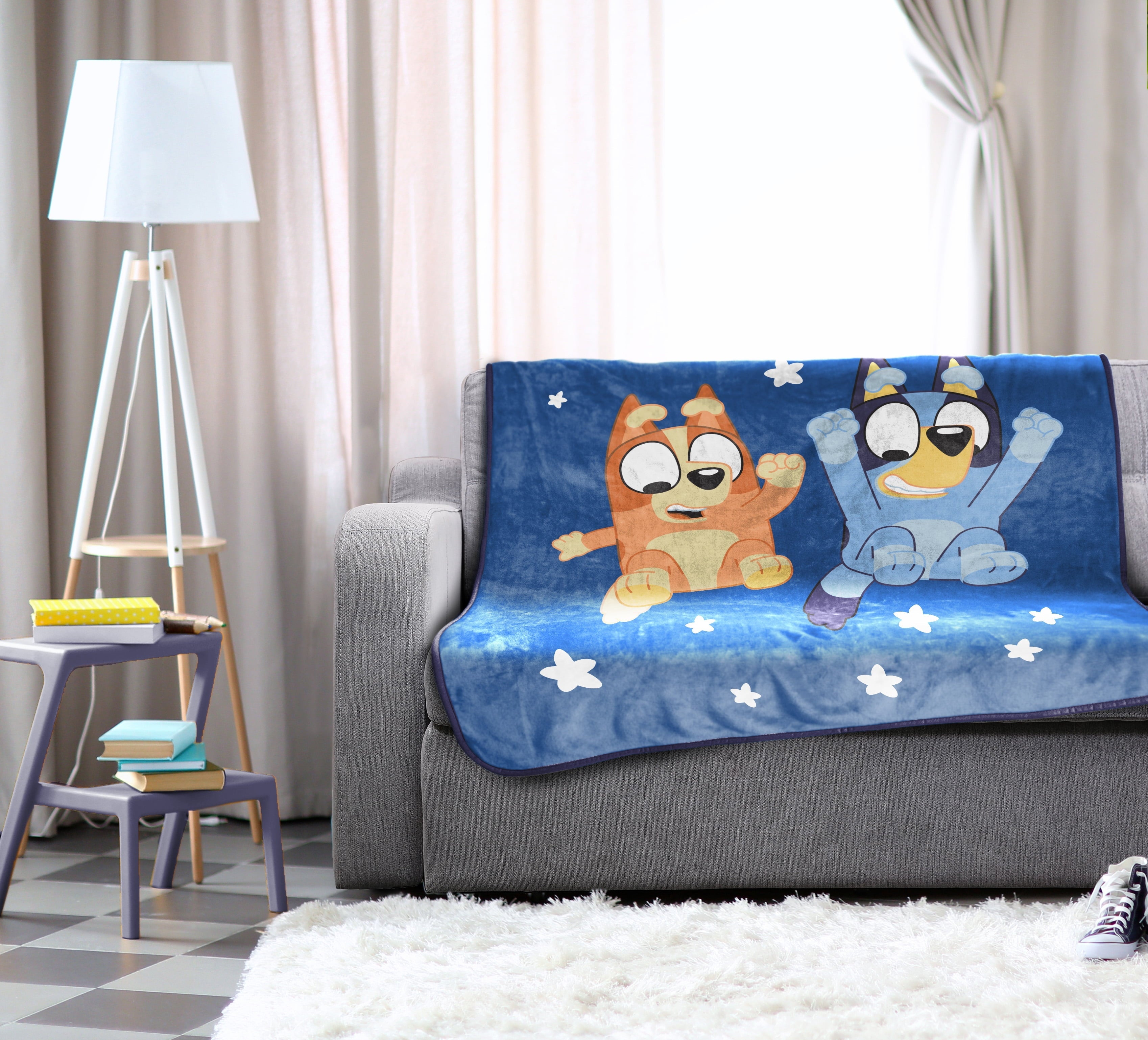 Decorative Knitted In The Dream Kids Throw Blanket, 46 x 60, Microfiber, Blue, BBC Studios Ages 1+ - Lightweight Plush Warm Blanket for All Seasons Detail