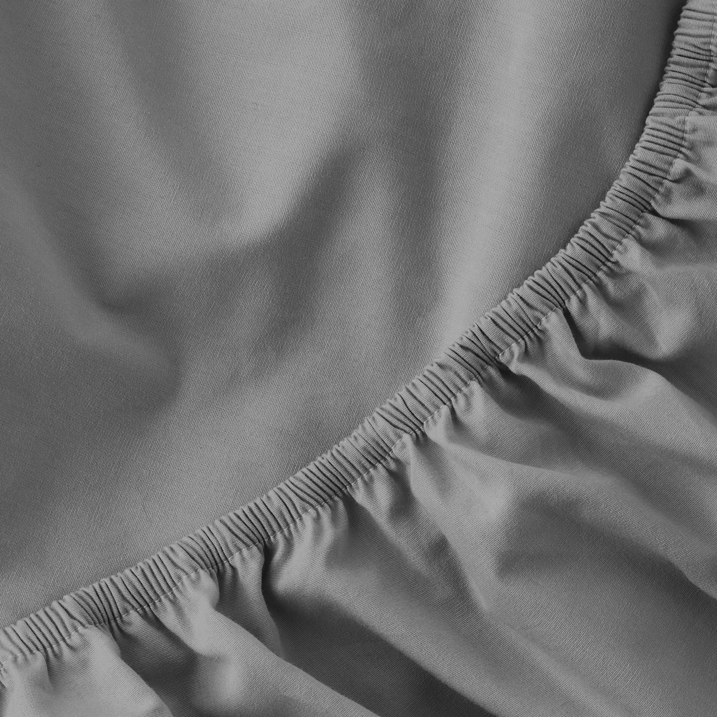 Wrinkle-Resistant Easy Care 300 Thread Count Solid Soothing-Gray CVC Cotton Blend Fitted Sheet, King (Adult) - Cooling Hotel Quality Bedding Sheets and Pillowcases Detail