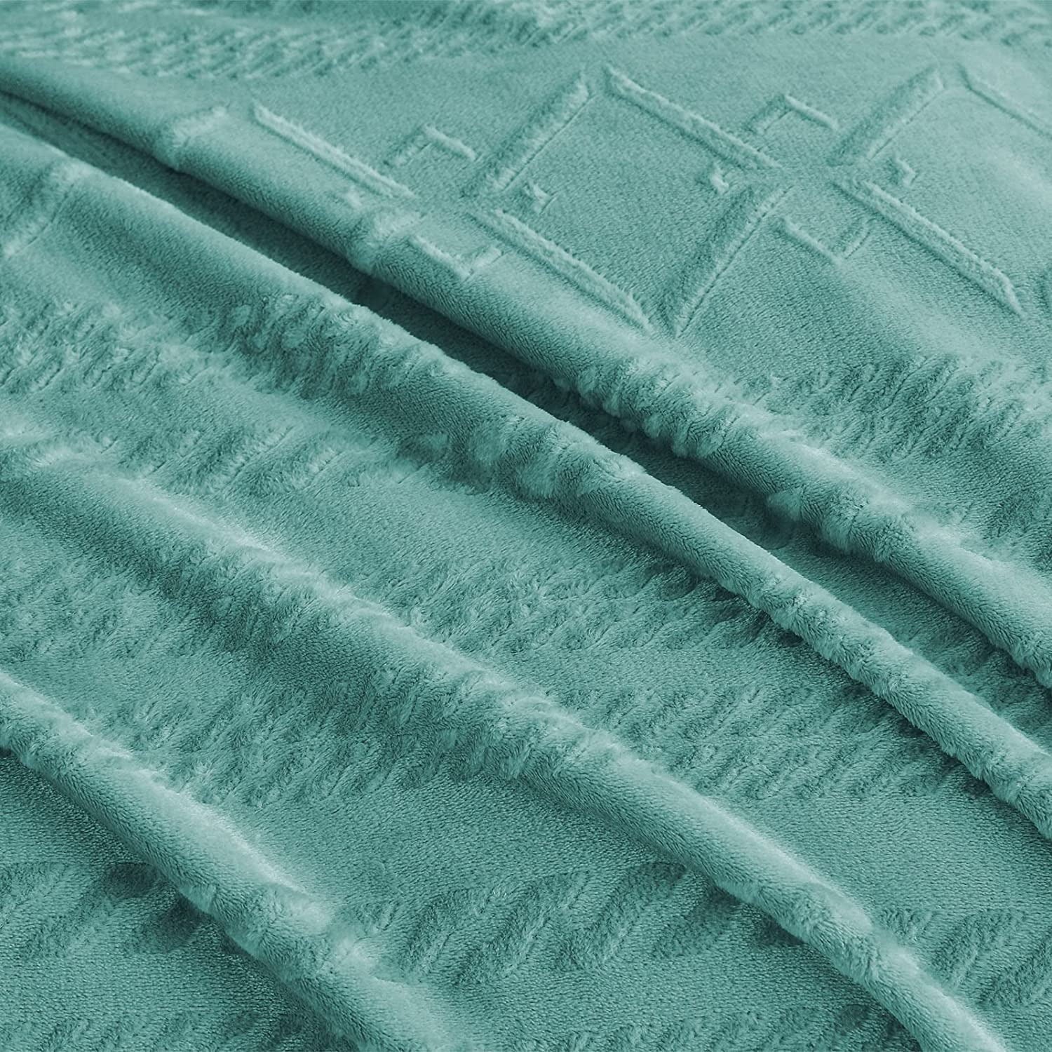 Lightweight Warm Queen Size Soft Bed Blanket, Warm Fuzzy Luxury Bed Blankets, Decorative Geometry Pattern Plush Throw Blanket for Bed,... - Cozy Fleece Throw Blanket for Couch & Bed Detail