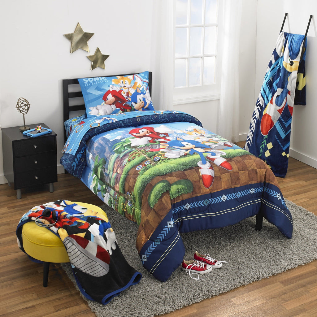 Fluffy Down Alternative Sonic the Hedgehog Kids 2 Piece Blue Green Reversible Comforter and Pillowcase set, Twin/full - Luxurious Quilted Duvet Cover Set Detail