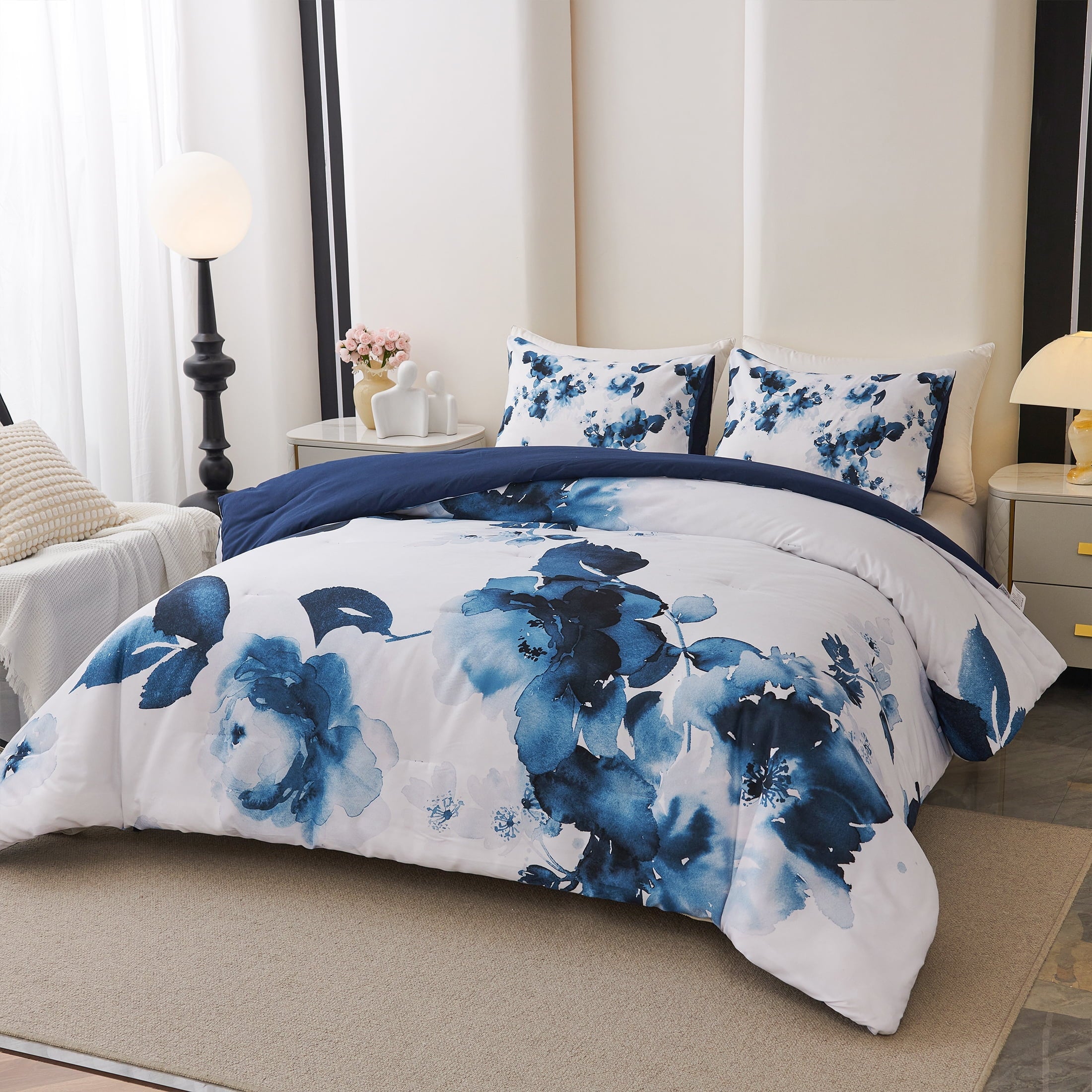 Luxurious Quilted 3 Pieces Blue and White Floral Comforter Set King Size, Flower Bedding with Watercolor Flowers Pattern for Women, Rev... - Cloud-Like Soft Lightweight Bed Comforter Detail