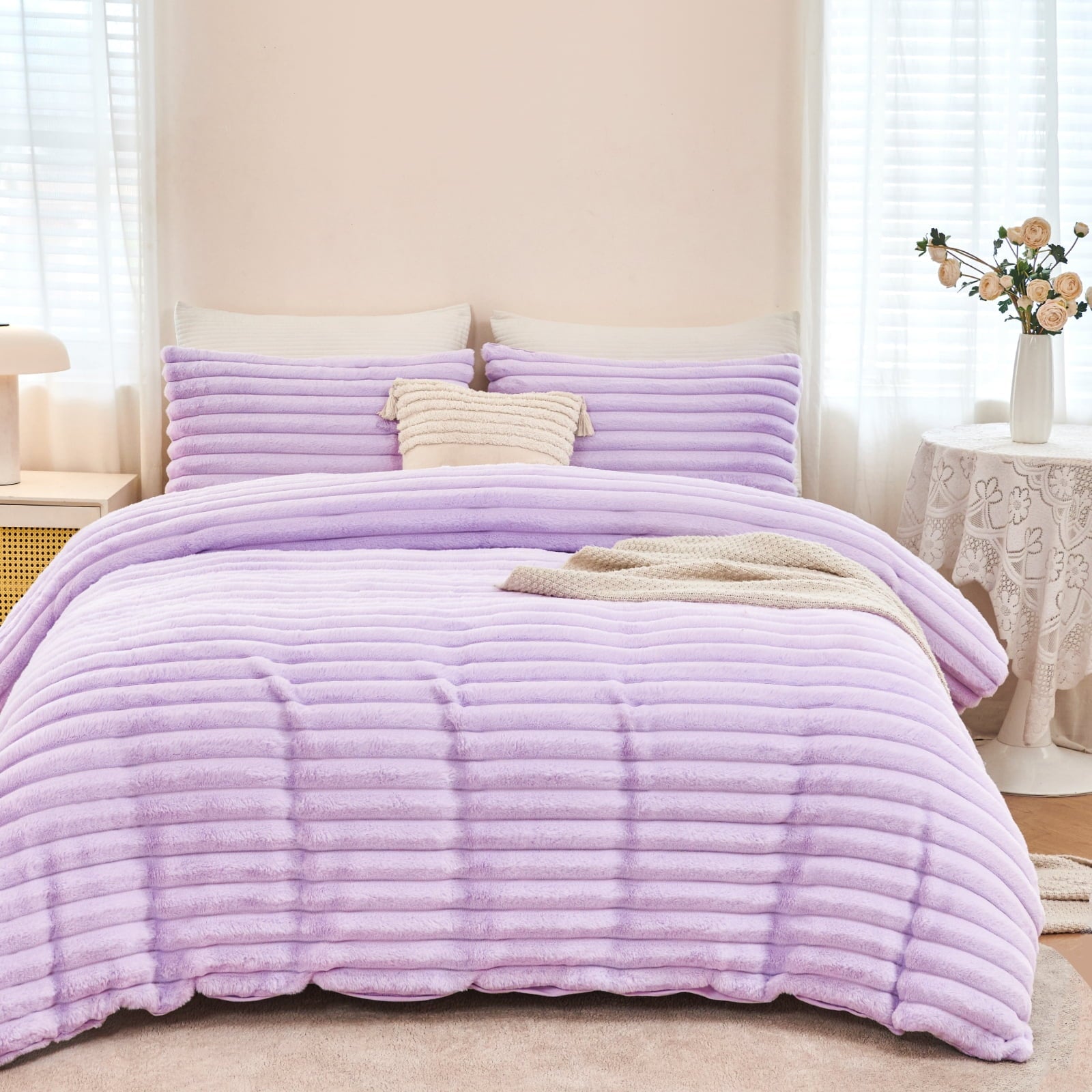 Heavyweight Warmth Fleece Twin Comforter Set, Light Purple Super Soft Furry Plush Bedding, Luxury Fluffy Fuzzy Heavy Bed Set for Winter ... - Luxurious Quilted Duvet Cover Set Detail