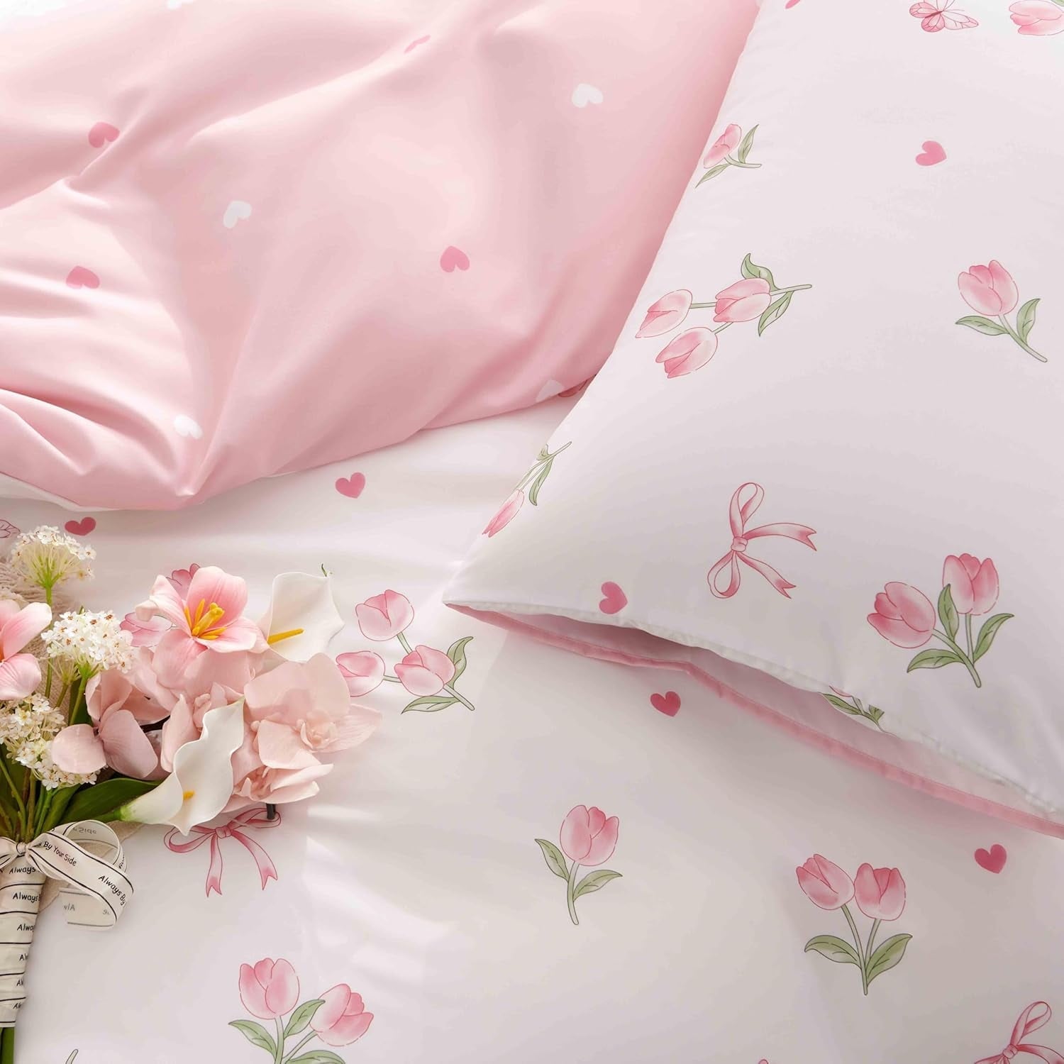 Hypoallergenic Cloud Pink Tulip Queen Comforter Set, 3-Piece Pink Flowers Reversible Soft Bedding Set or Adults All Season - Hypoallergenic Ultra-Fluffy Quilt for Winter Detail