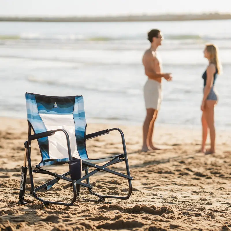 Heavy-Duty Freestyle Beach Rocker - Choice 712 - Heavy-Duty Kickback Rocker with Beverage Holder Detail