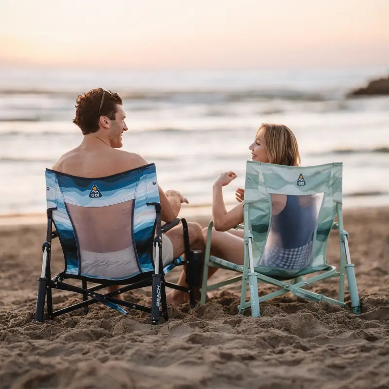 Heavy-Duty Freestyle Beach Rocker - Choice 712 - Heavy-Duty Kickback Rocker with Beverage Holder Detail