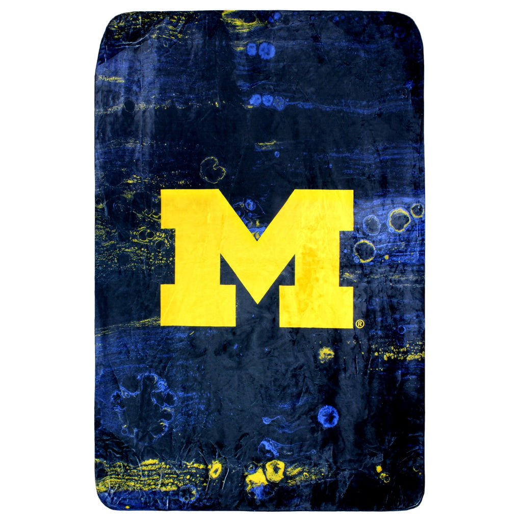 Super Soft Flannel Michigan Wolverines Sublimated Soft Throw Blanket, 42" x 60" - Cozy Fleece Throw Blanket for Couch & Bed - Default Title