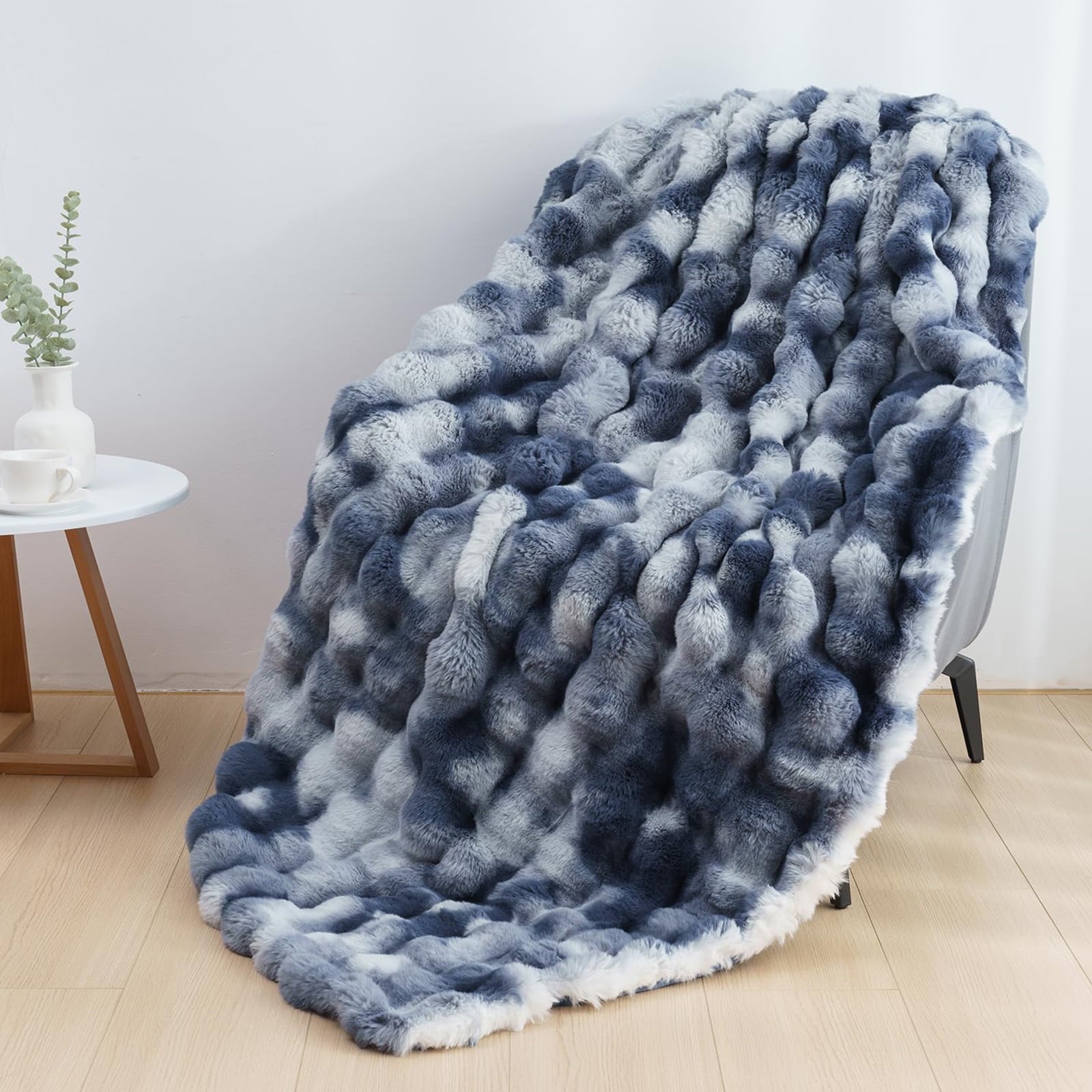 Super Soft Flannel Faux Fur Throw Blanket for Couch Luxury Fluffy Thick Bubble Blanket Warm Cozy Throw for Bedroom Living Room, 50" x 60... - Super Soft Reversible Sherpa Flannel Blanket - Default Title