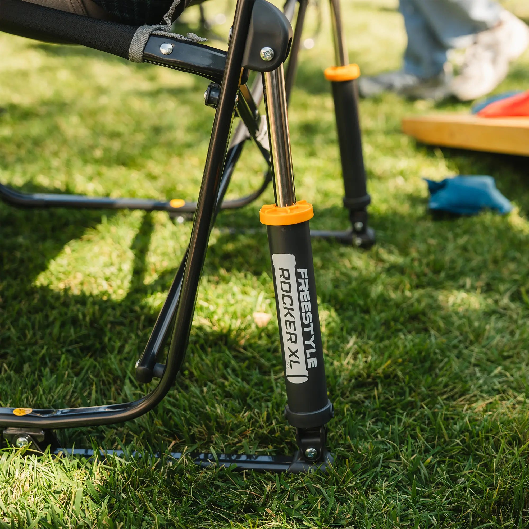 Patented Spring-Action Freestyle Rocker XL - Choice 552 - Heavy-Duty Kickback Rocker with Beverage Holder Detail